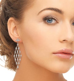 7,56 Karat Diamant 18 Karat Gold Vendome-Ohrringe