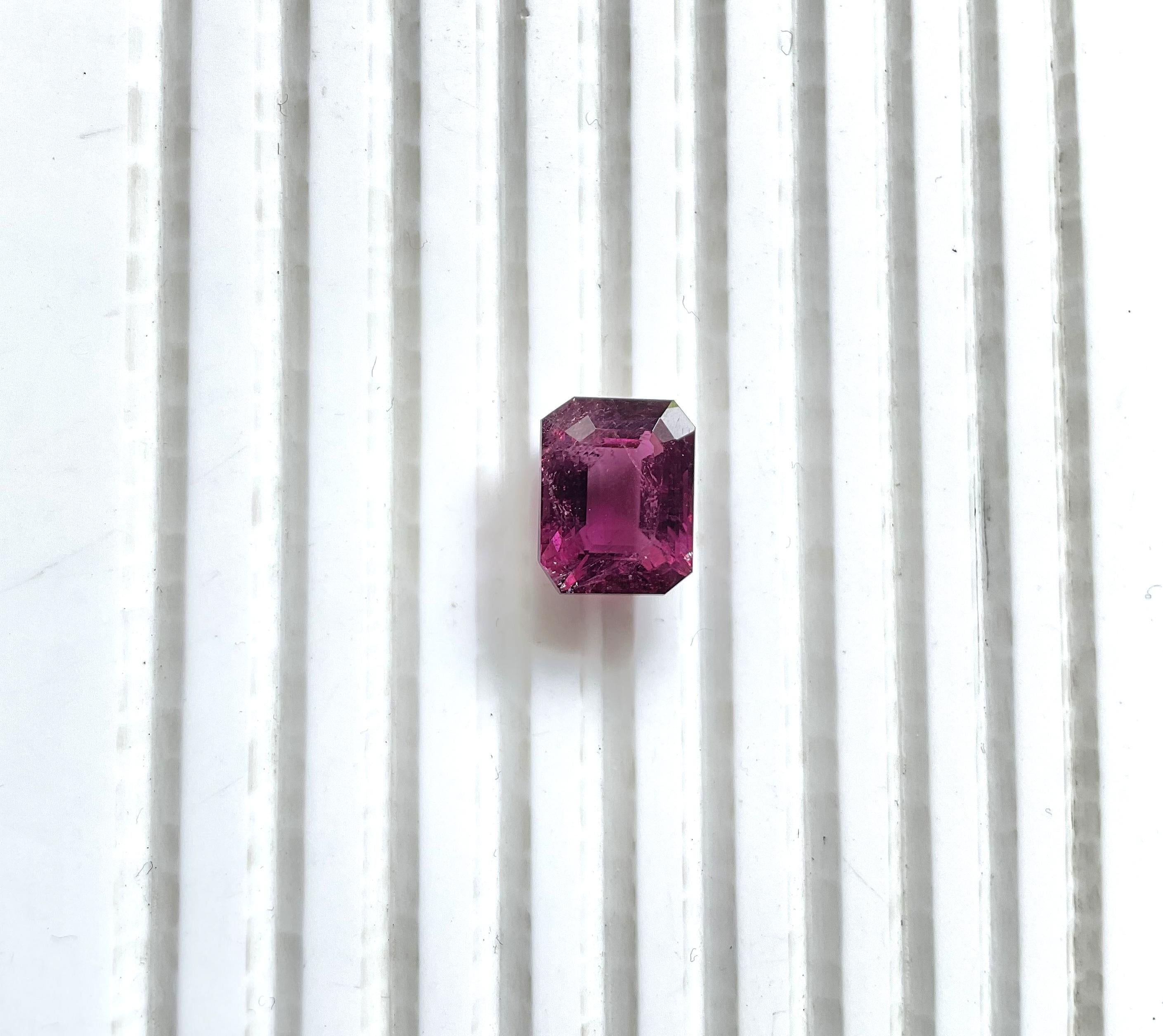 7.56 Carats Rubellite Tourmaline Octagon Cut Stone For Fine Jewelry Natural gem For Sale 2