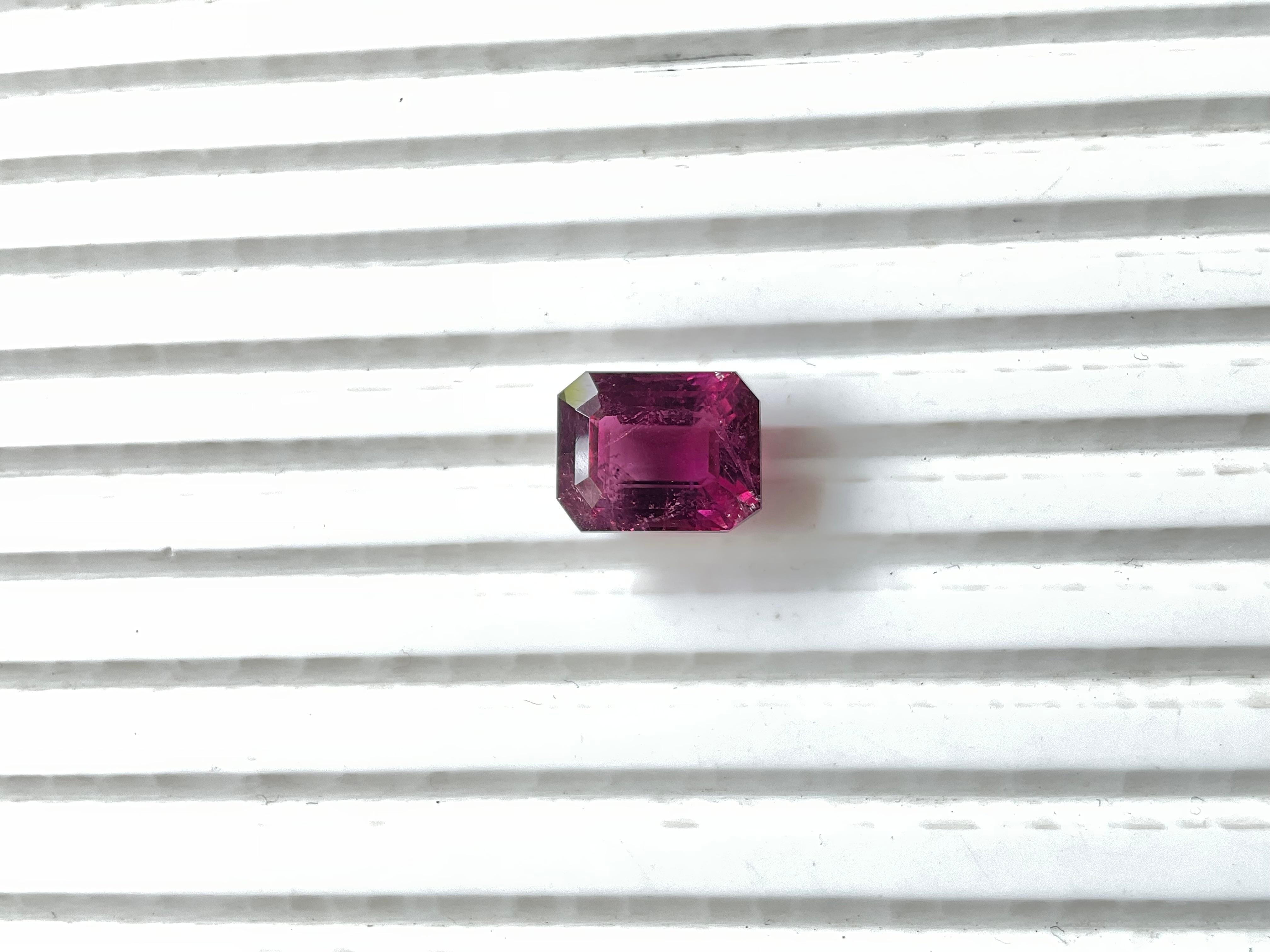 7.56 Carats Rubellite Tourmaline Octagon Cut Stone For Fine Jewelry Natural gem For Sale 4