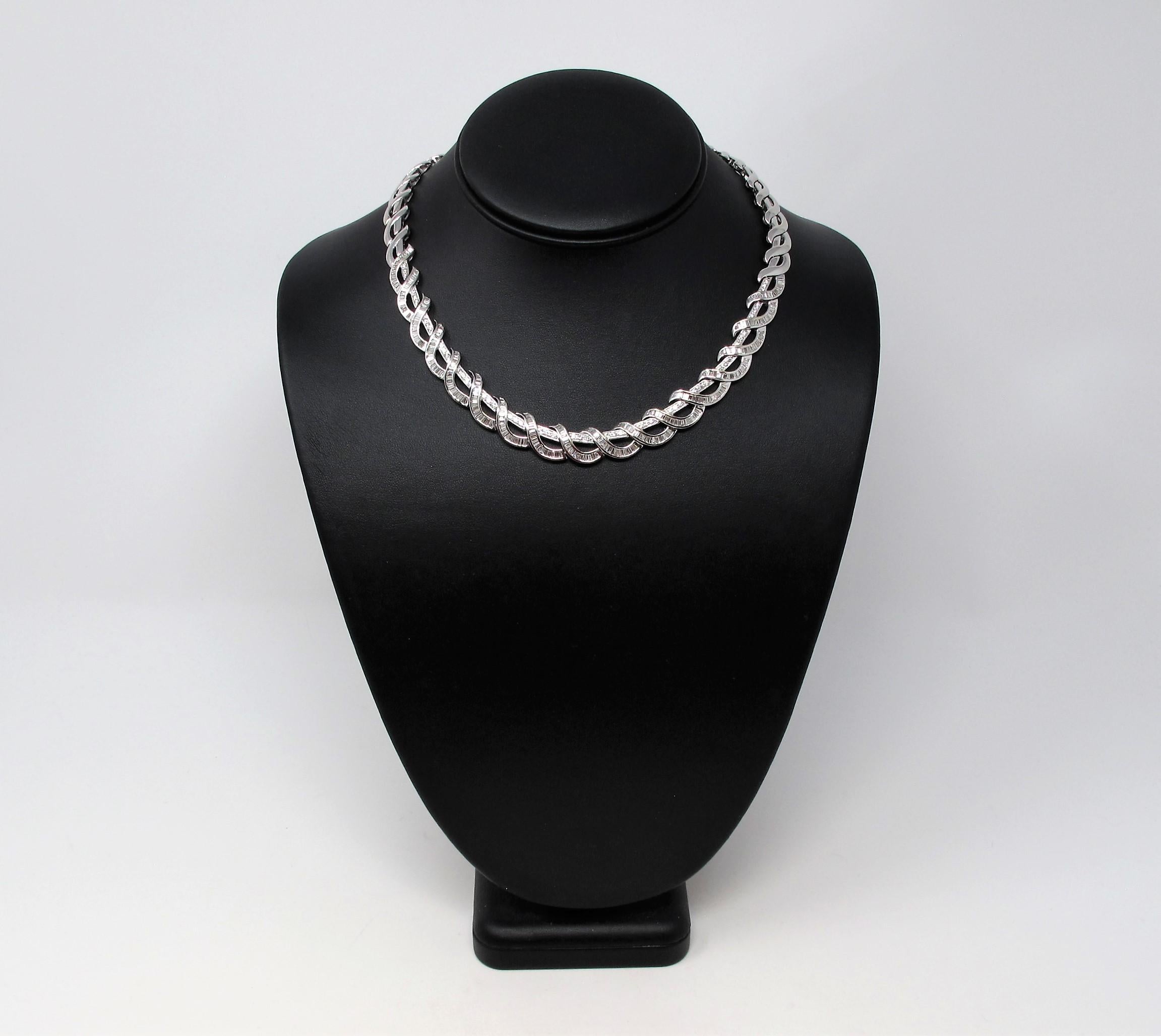 This elegant, graduated diamond necklace will be your go-to necklace for all occasions. Its timeless style and feminine design will elevate any look that it's paired with. It offers incredible sparkle without being over the top. Pair it with jeans