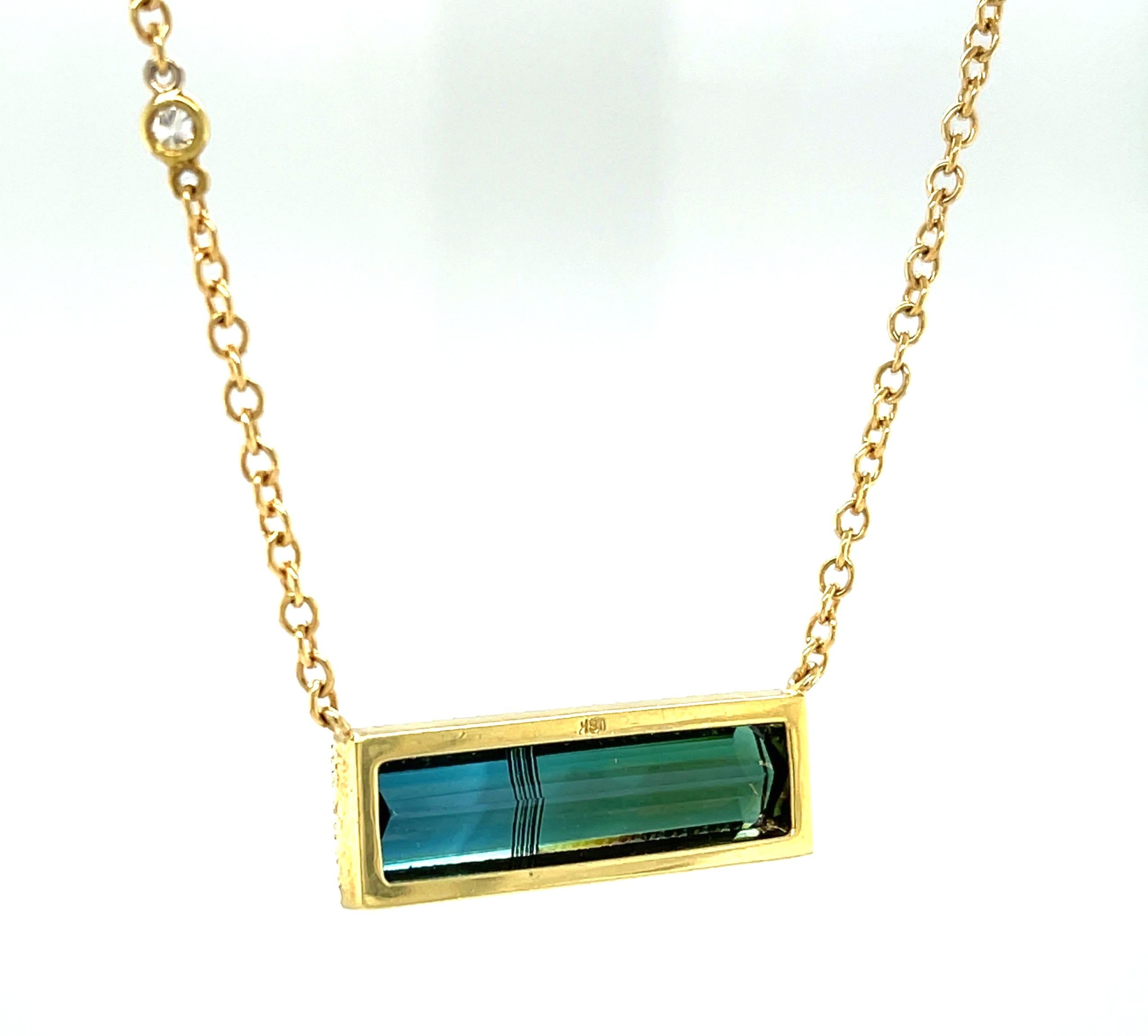 Artisan 7.58 Carat Indicolite Tourmaline and Diamond Necklace in 18k Yellow Gold For Sale