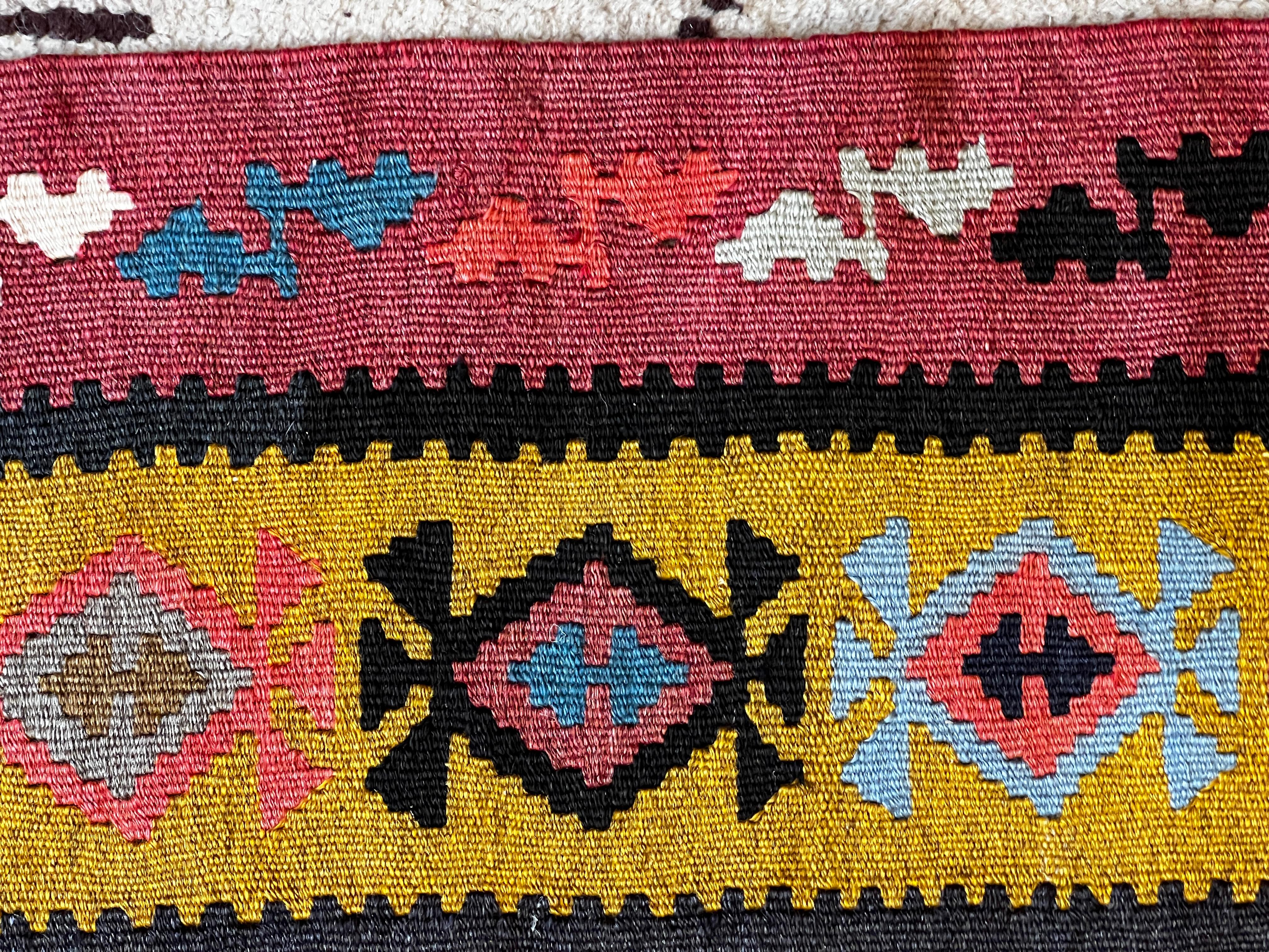 758 - Joli Kilim d'Azerbaïdjan du 20ème siècle en vente 2