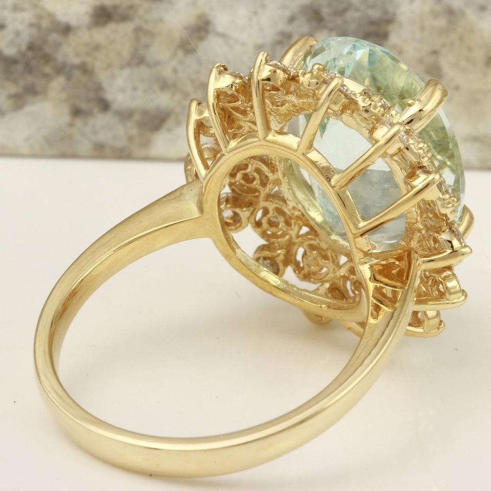 Rose Cut 7.59 Carat Exquisite Natural Aquamarine and Diamond 14K Solid Yellow Gold Ring For Sale