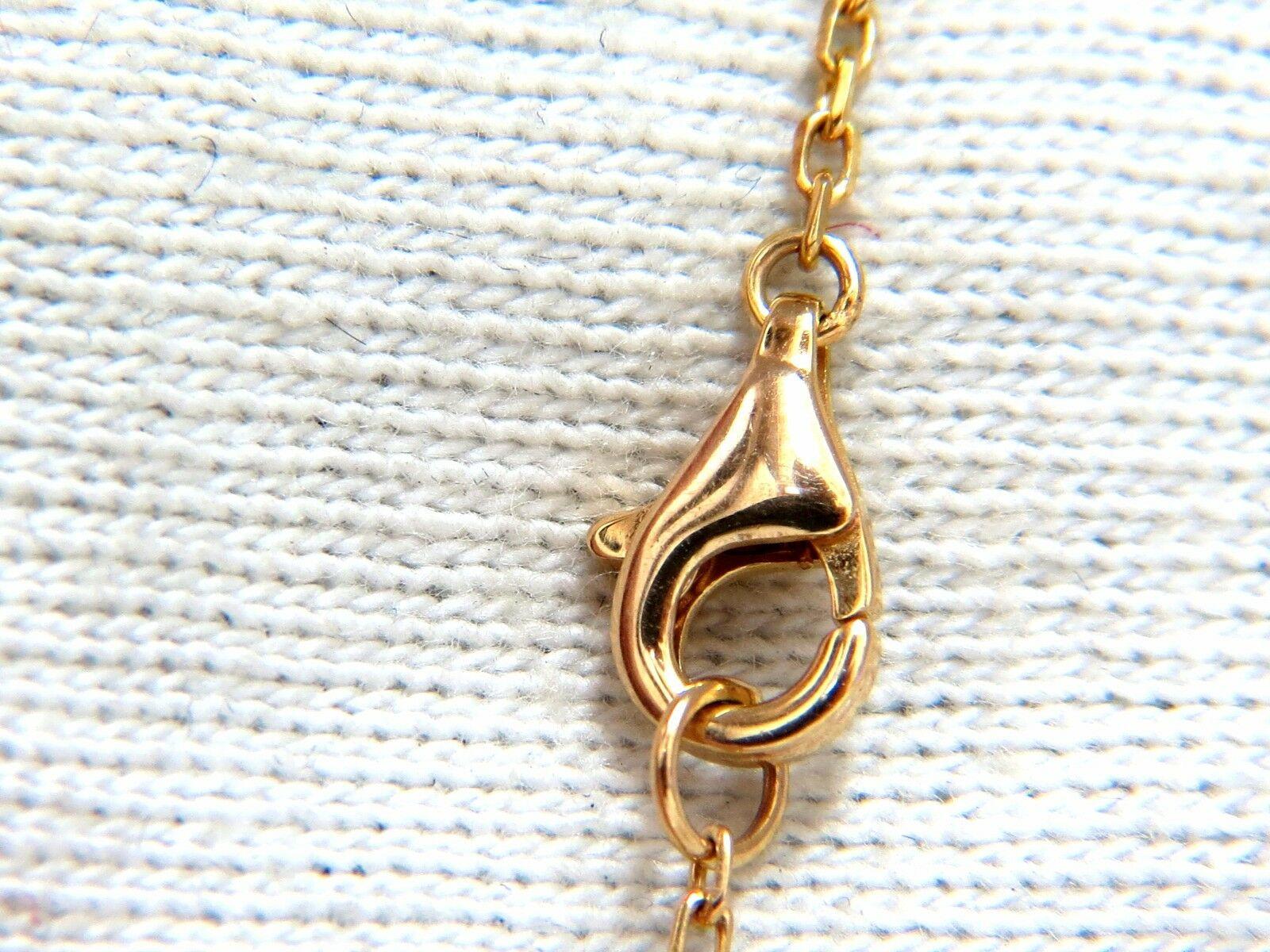 Taille ronde Collier en forme de cœur en or 18 carats avec diamants et rubis naturel de 0,75 carat en vente