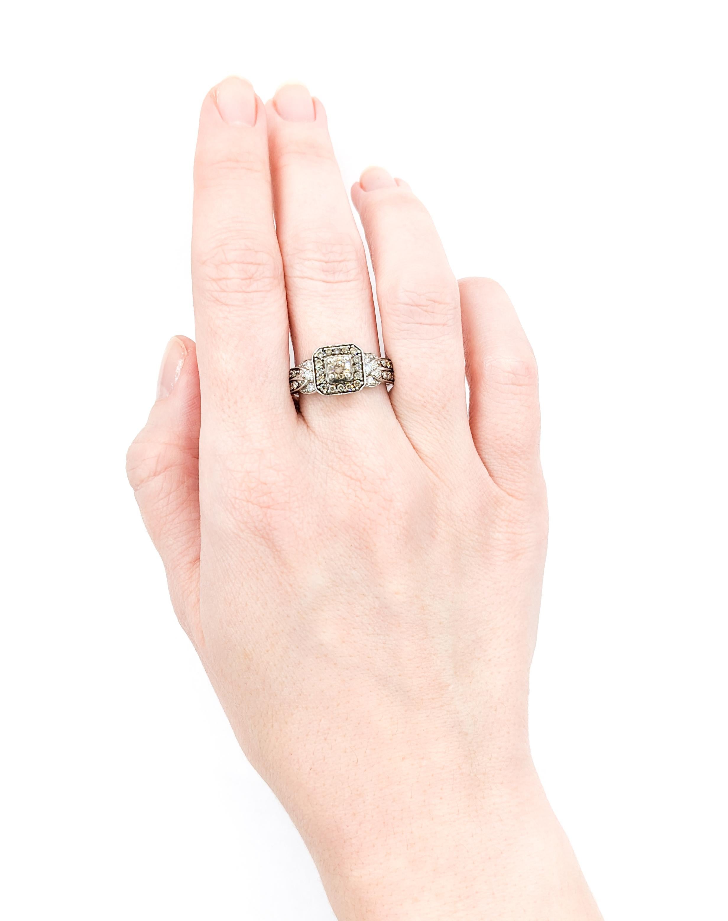 Moderne .75ctw Diamond Ring Featuring LeVian In White Gold en vente