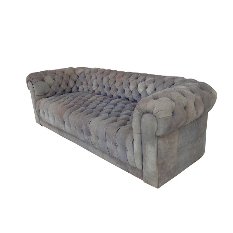 Vintage Edward Wormley Style Chesterfield Sofa  In Good Condition For Sale In Pasadena, TX