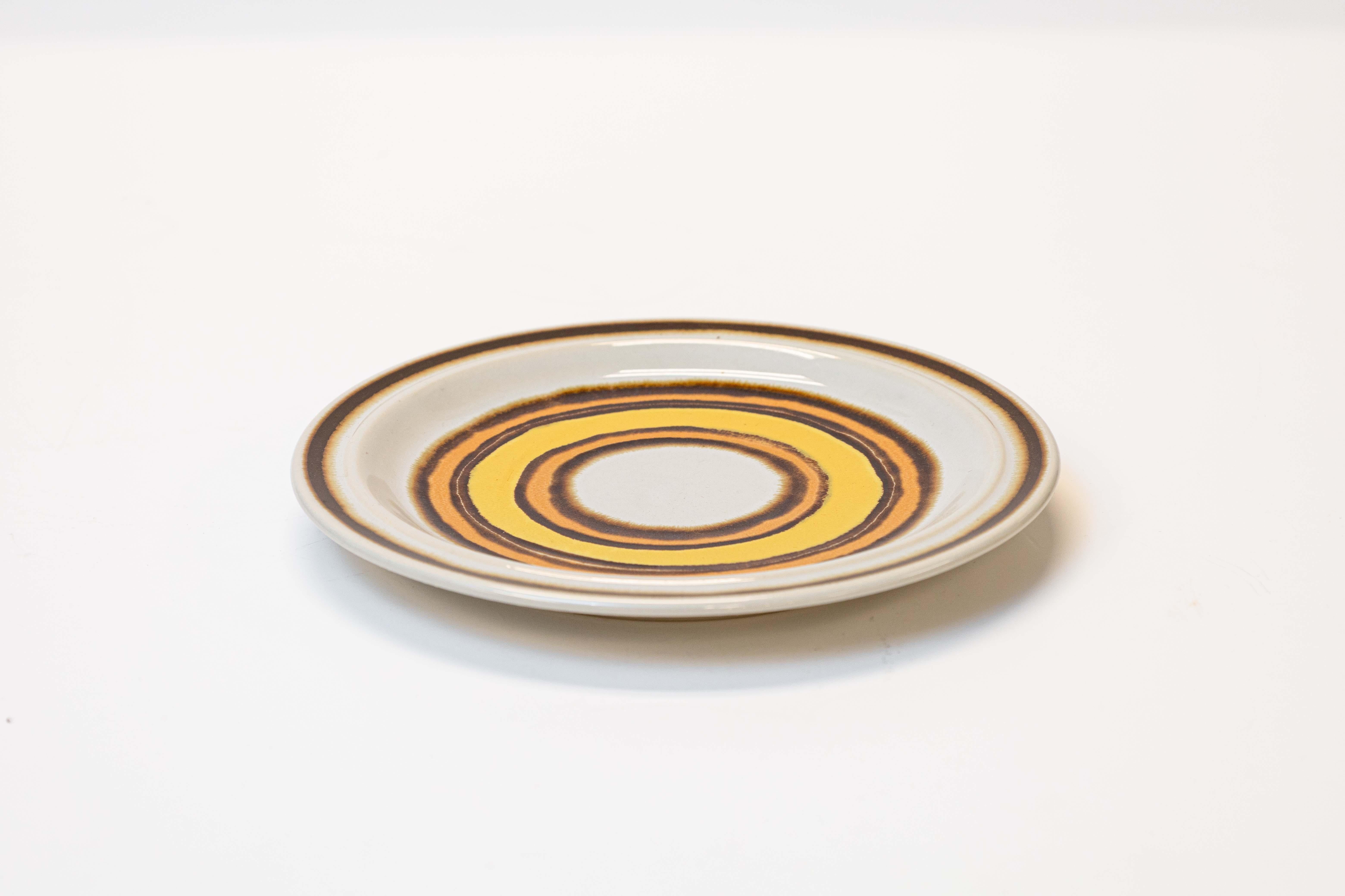 Japonais Service de table de 75 pièces Electra Casual Ceram Rondo Gold Japanese Stoneware MCM en vente