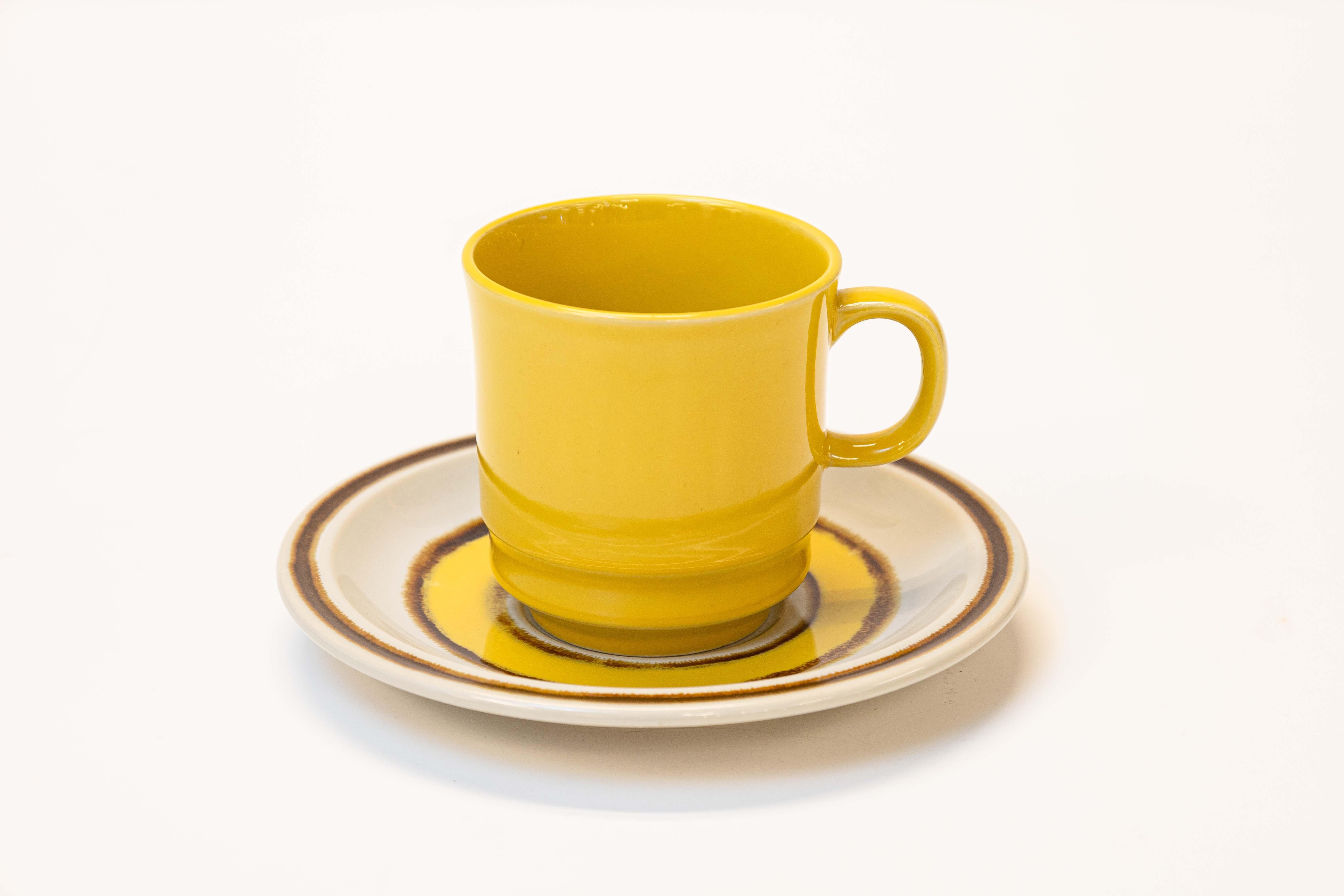 Vernissé Service de table de 75 pièces Electra Casual Ceram Rondo Gold Japanese Stoneware MCM en vente