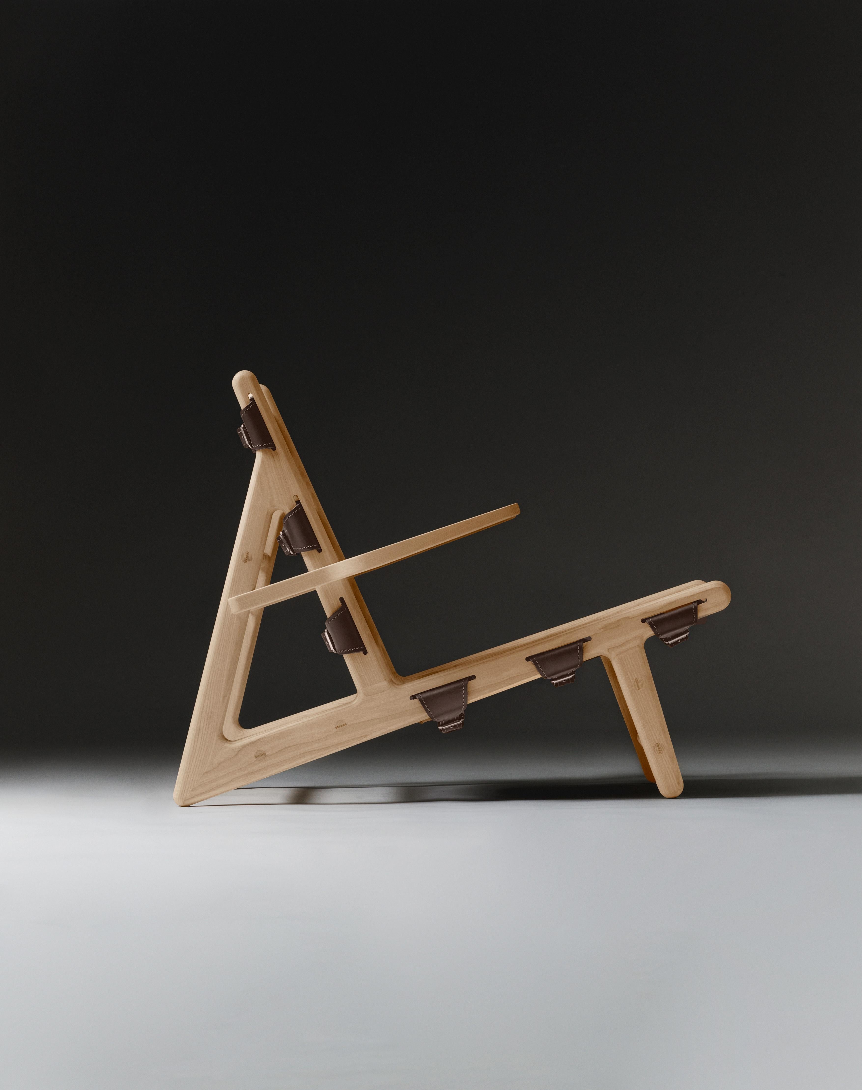 75th Anniversary Edition, The Hunting Chair in Leder Braun / Esche Light Oil (Dänisch) im Angebot