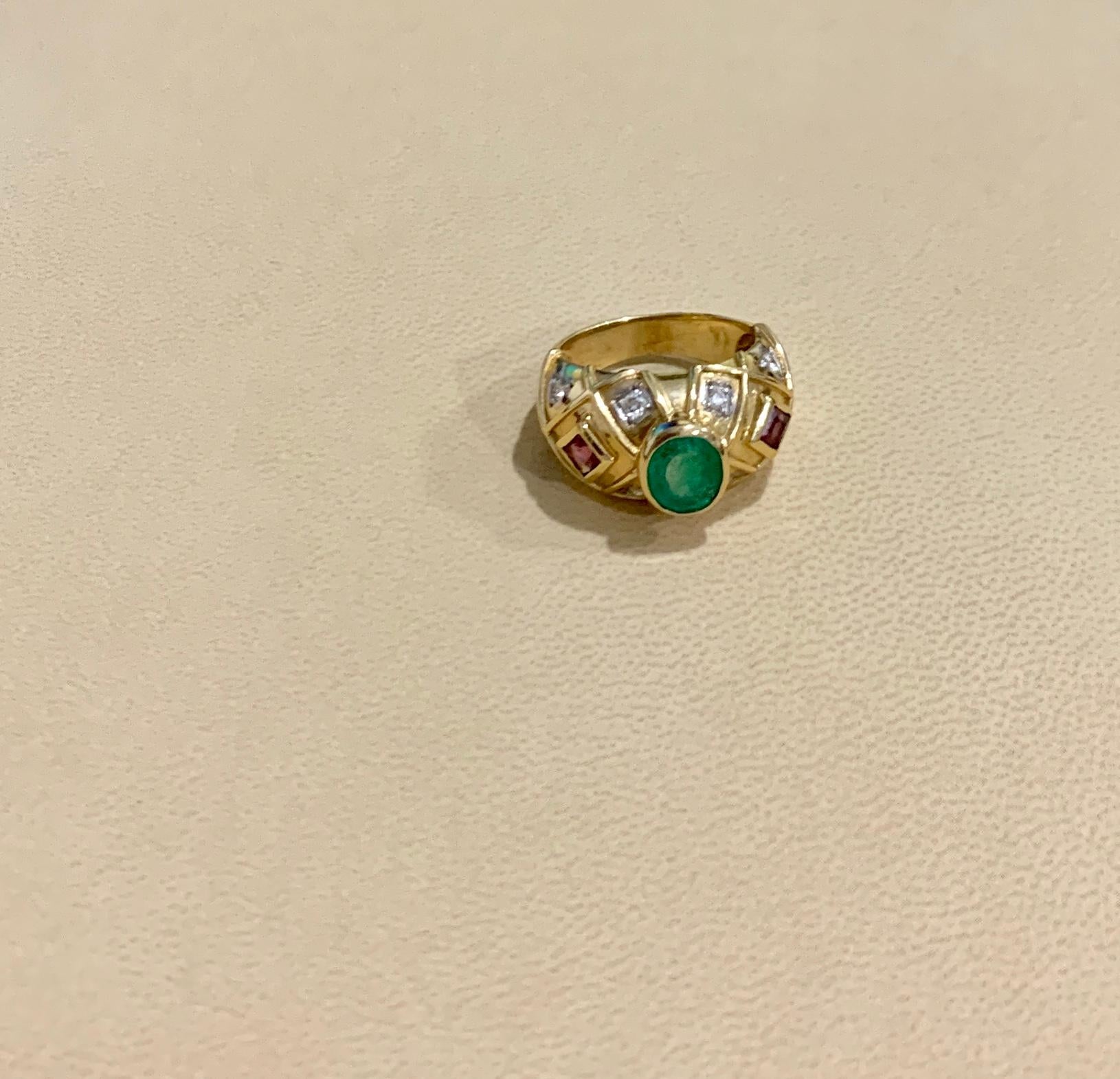 Oval Emerald , Pink Tourmaline  Diamond Ring 18 Karat Yellow Gold,  Size 6.5 For Sale 4