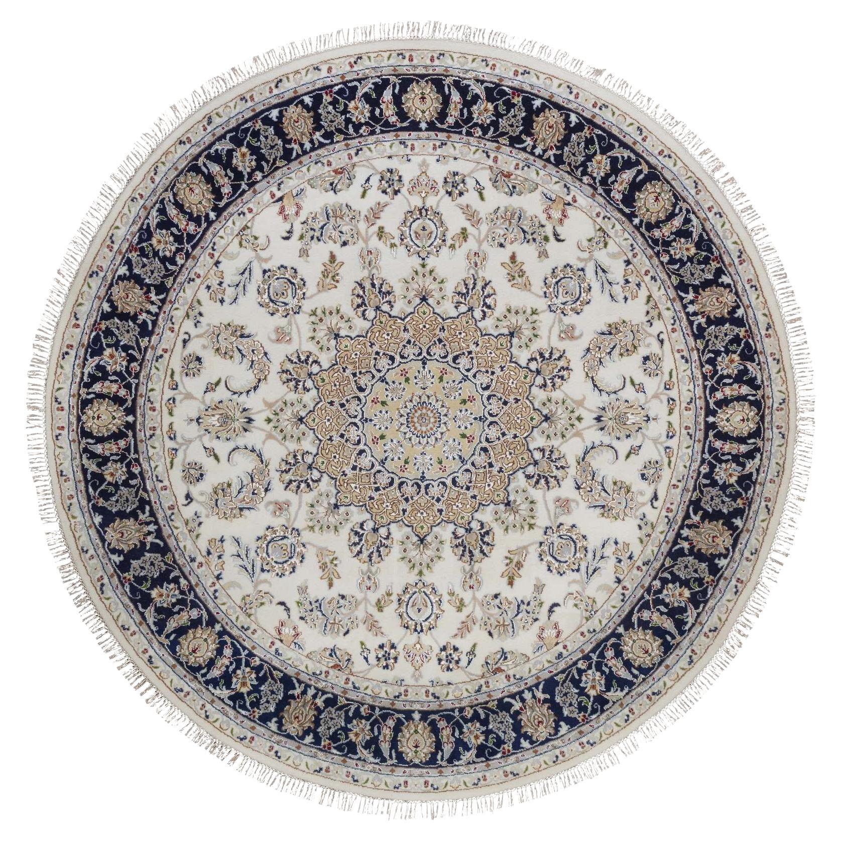 7
5"x7
5" Ivory Nain Flower Design Wool
Silk Hand Knotted Round Oriental Rug