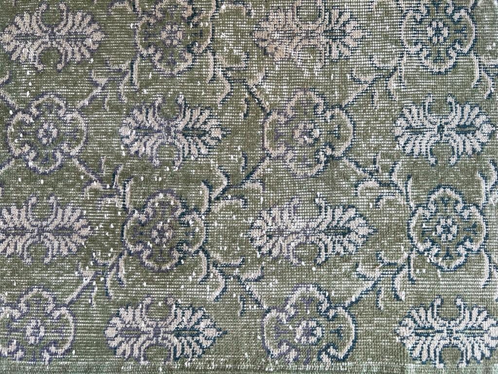 7.5x9 Ft Floral Mid-20th Century Hand-Knotted Anatolian Wool Area Rug in Green 1