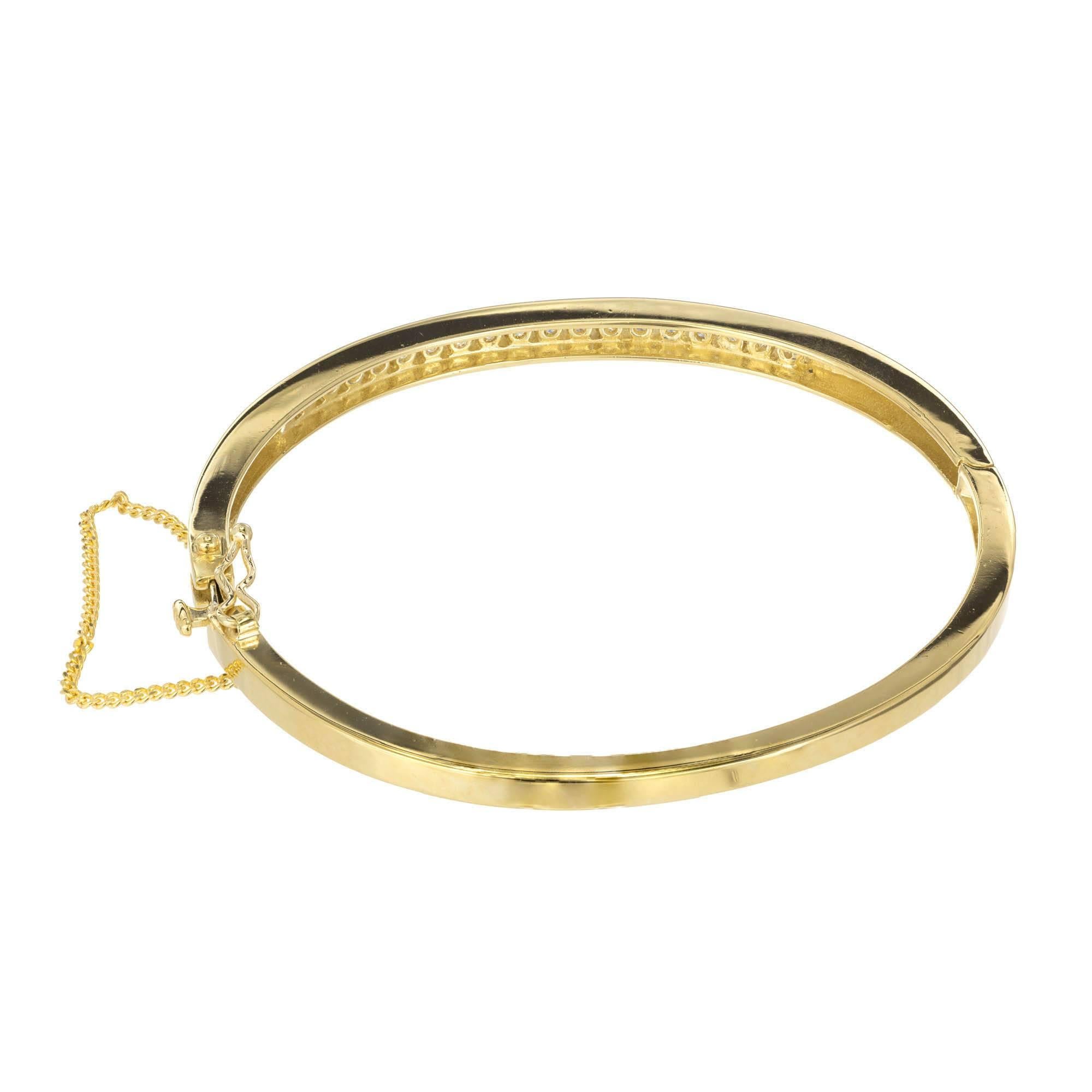 .76 Carat Diamond Yellow Gold Bangle Bracelet In Good Condition In Stamford, CT