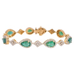 7.6 Carat Natural Emerald & 3.02 Carat Diamond 18K Gold Bracelet