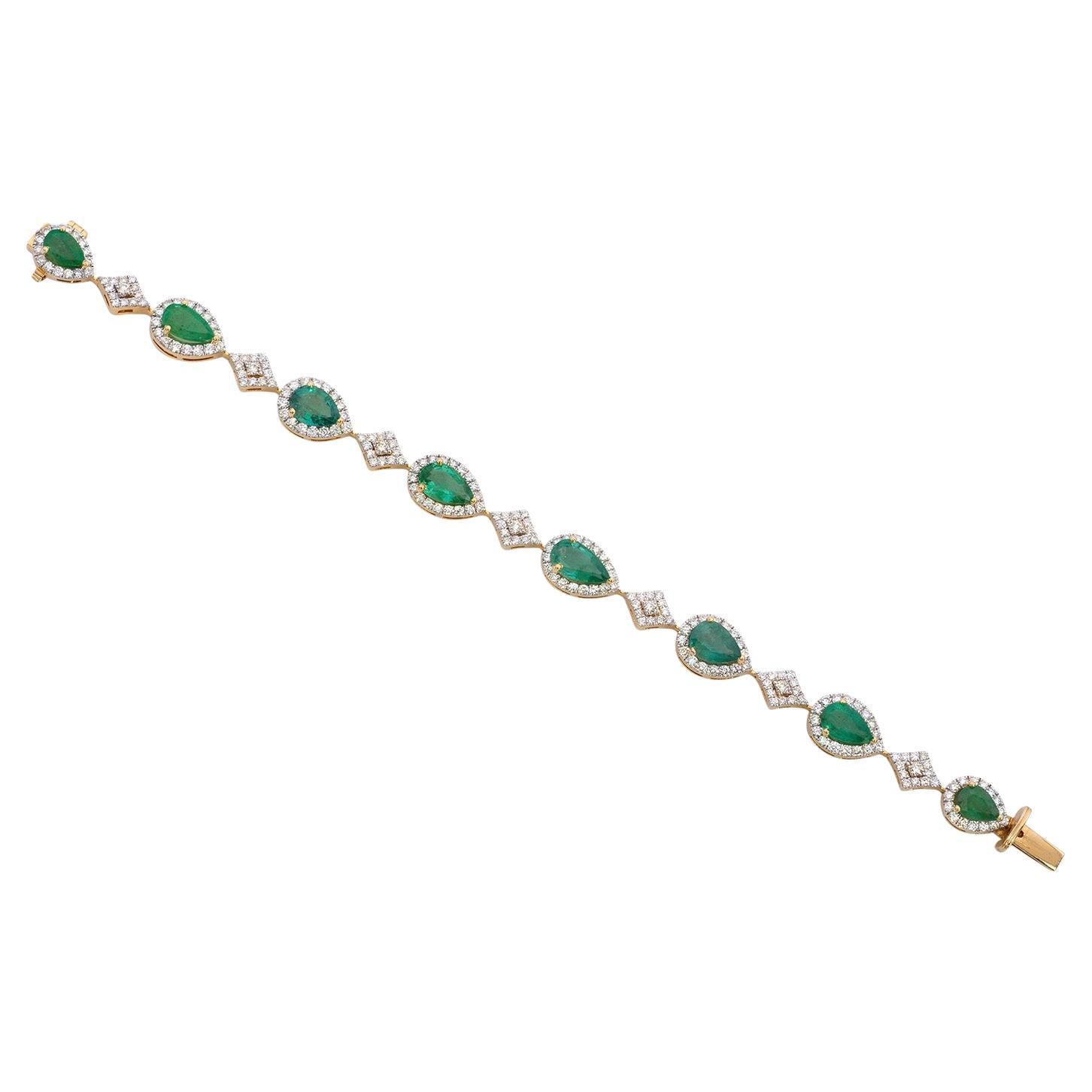7.6 Carat Natural Emerald & 3.02 Carat Diamond 18K Gold Bracelet For Sale