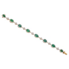7.6 Carat Natural Emerald & 3.02 Carat Diamond 18K Gold Bracelet