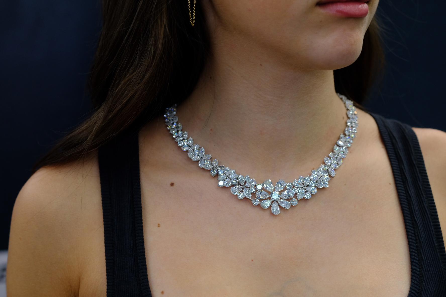 diamond necklace choker