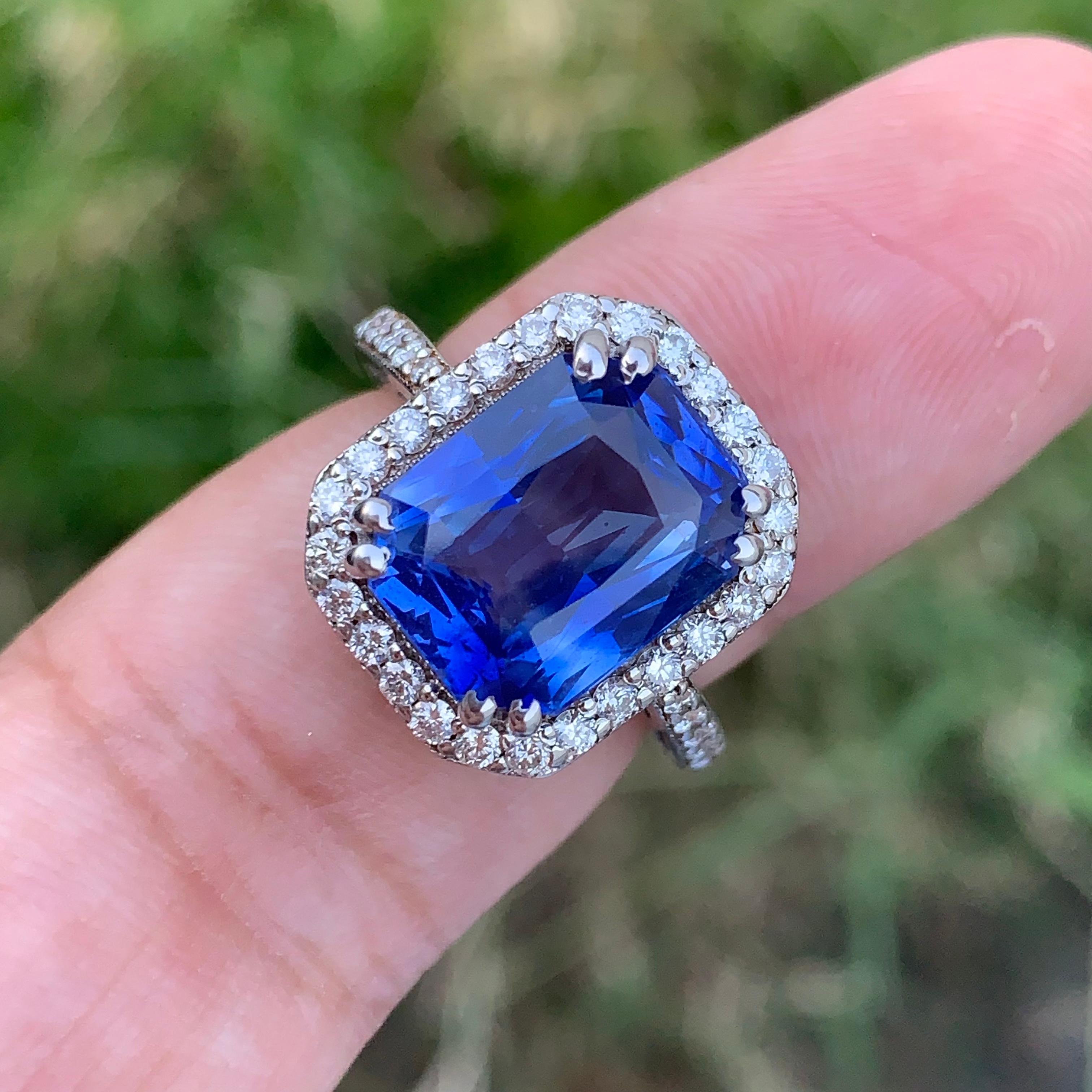 7.6 Gram Certified Royal Blue Sapphire Around Diamond Engagement Ring For Ladies For Sale 2