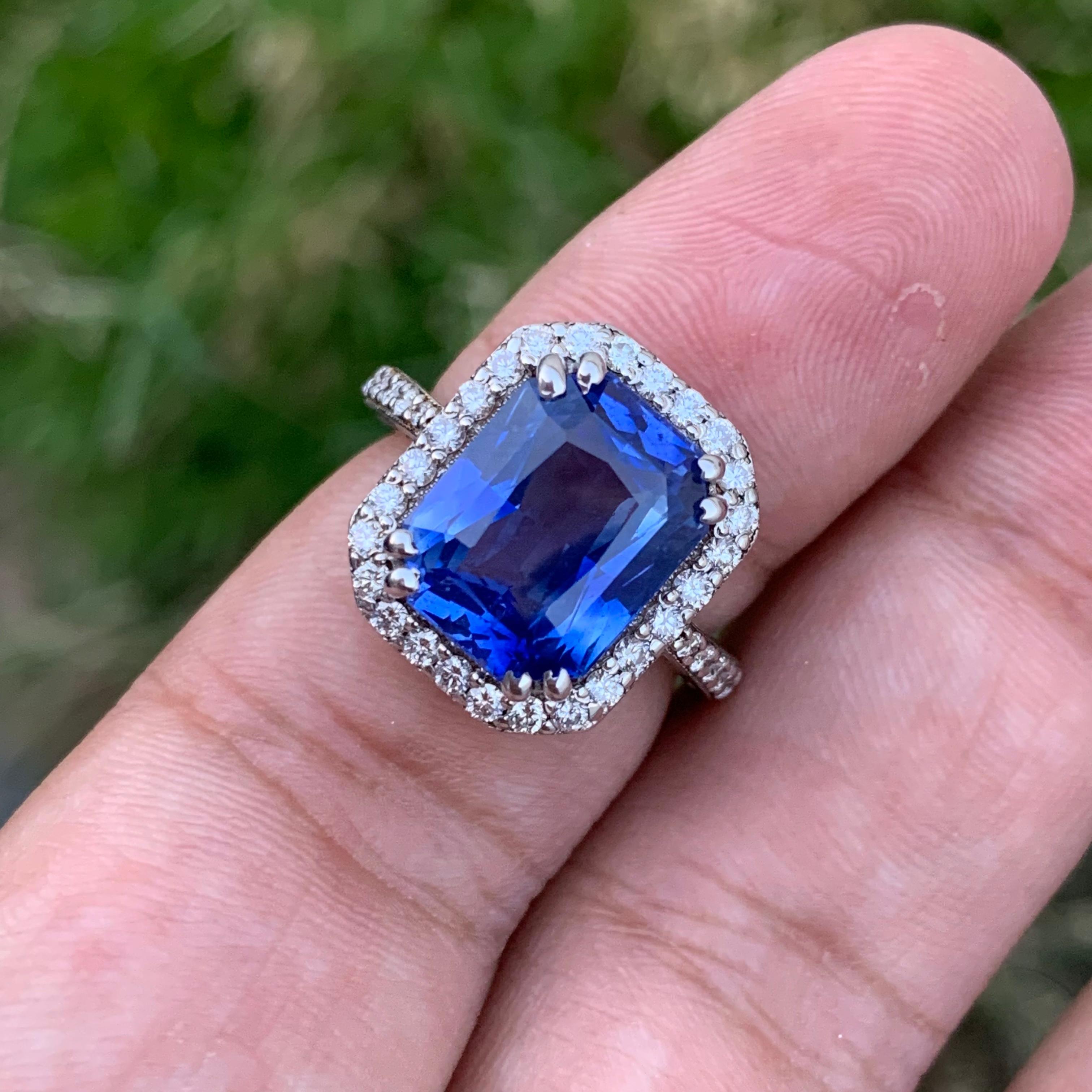7.6 Gram Certified Royal Blue Sapphire Around Diamond Engagement Ring For Ladies For Sale 7