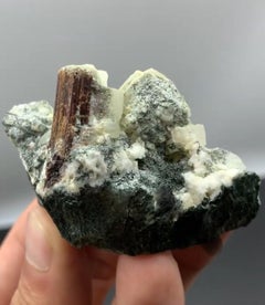 76 Gramm Seltener Brauner Rutil-Einkristall auf Matrix mit Calcit aus Pakistan