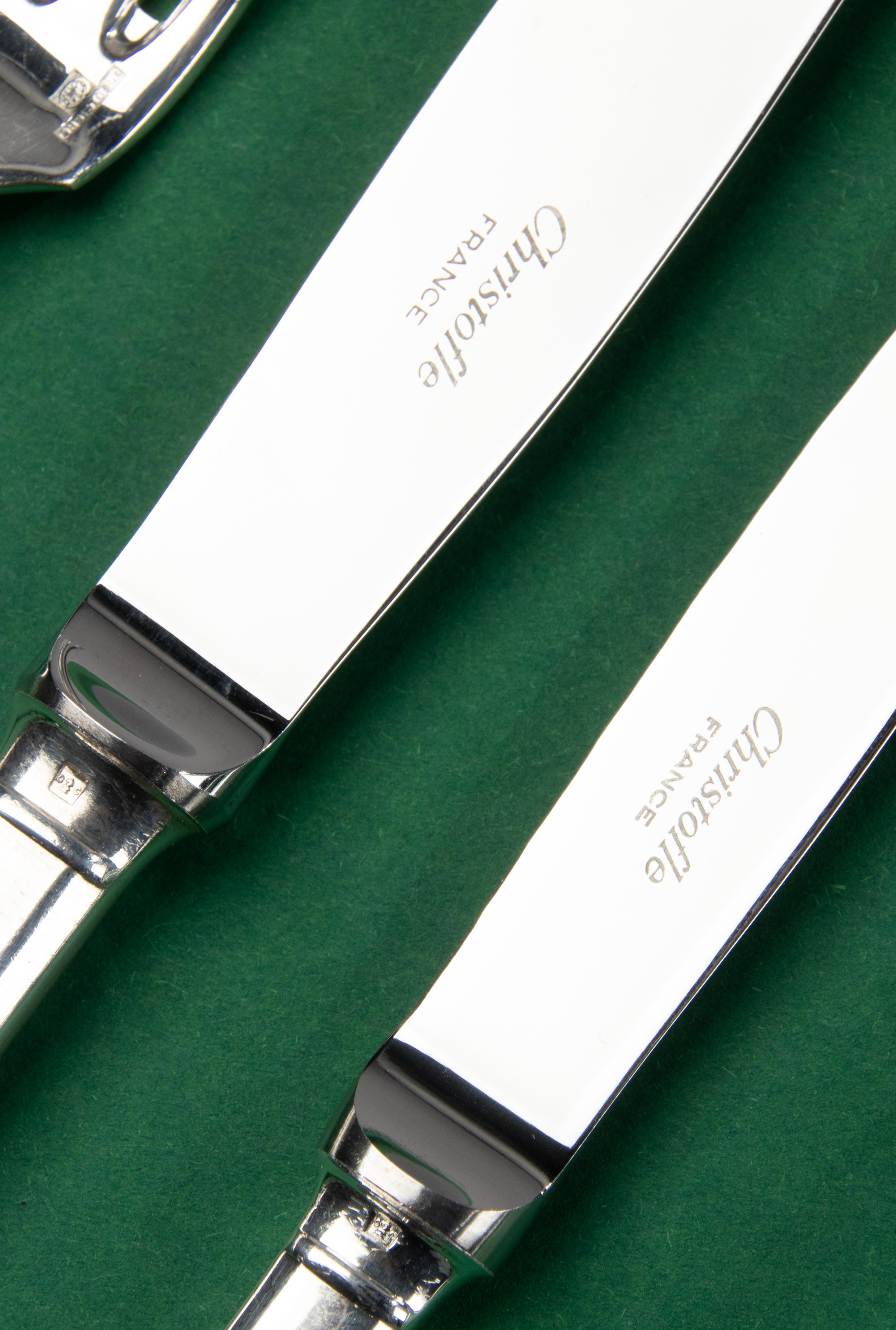 76-Piece Set of Silver Plated Flatware, Christofle Model Cluny In Good Condition In Casteren, Noord-Brabant
