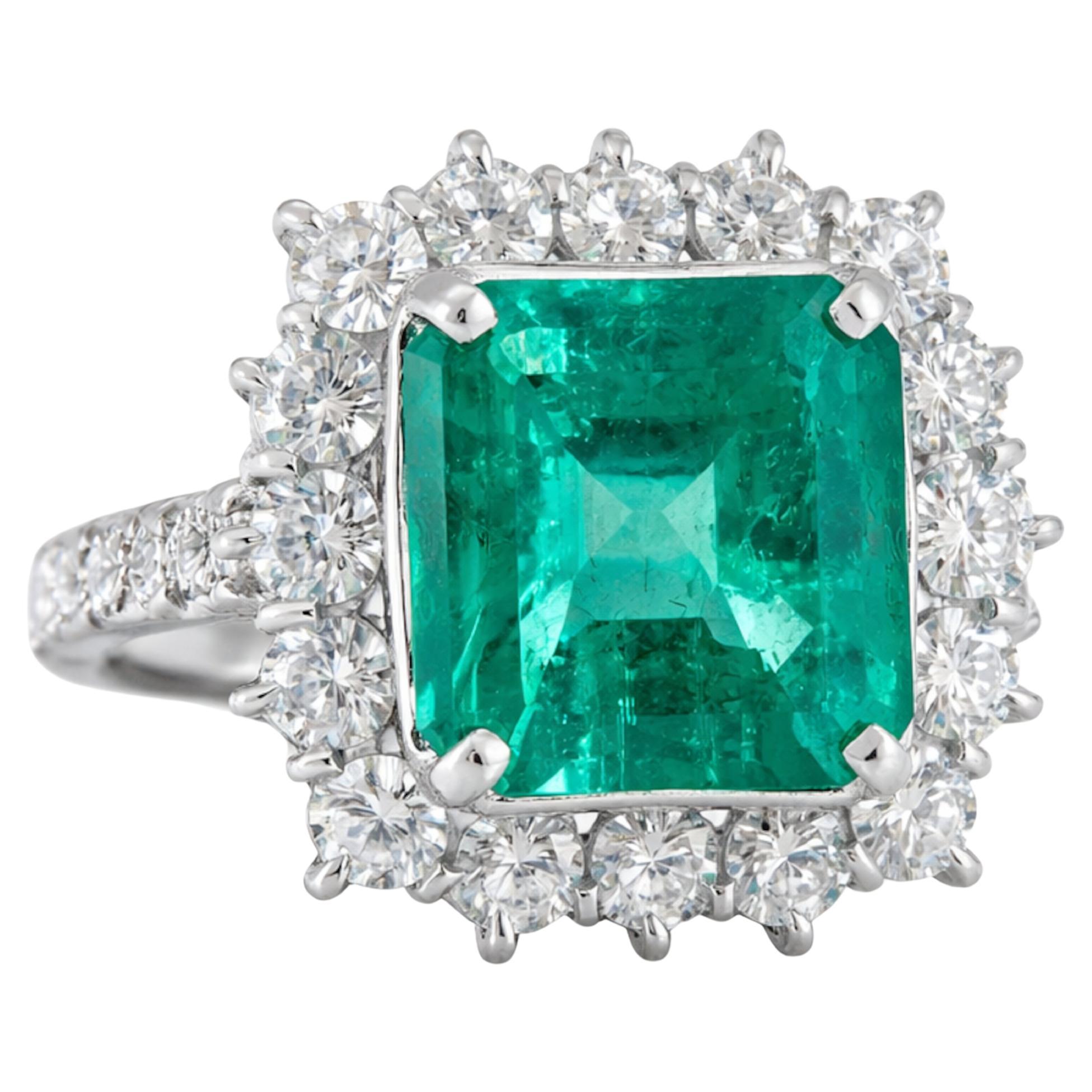 7.60 Carat Colombian Emerald Diamond Halo Ring in Platinum – GRS Certified For Sale