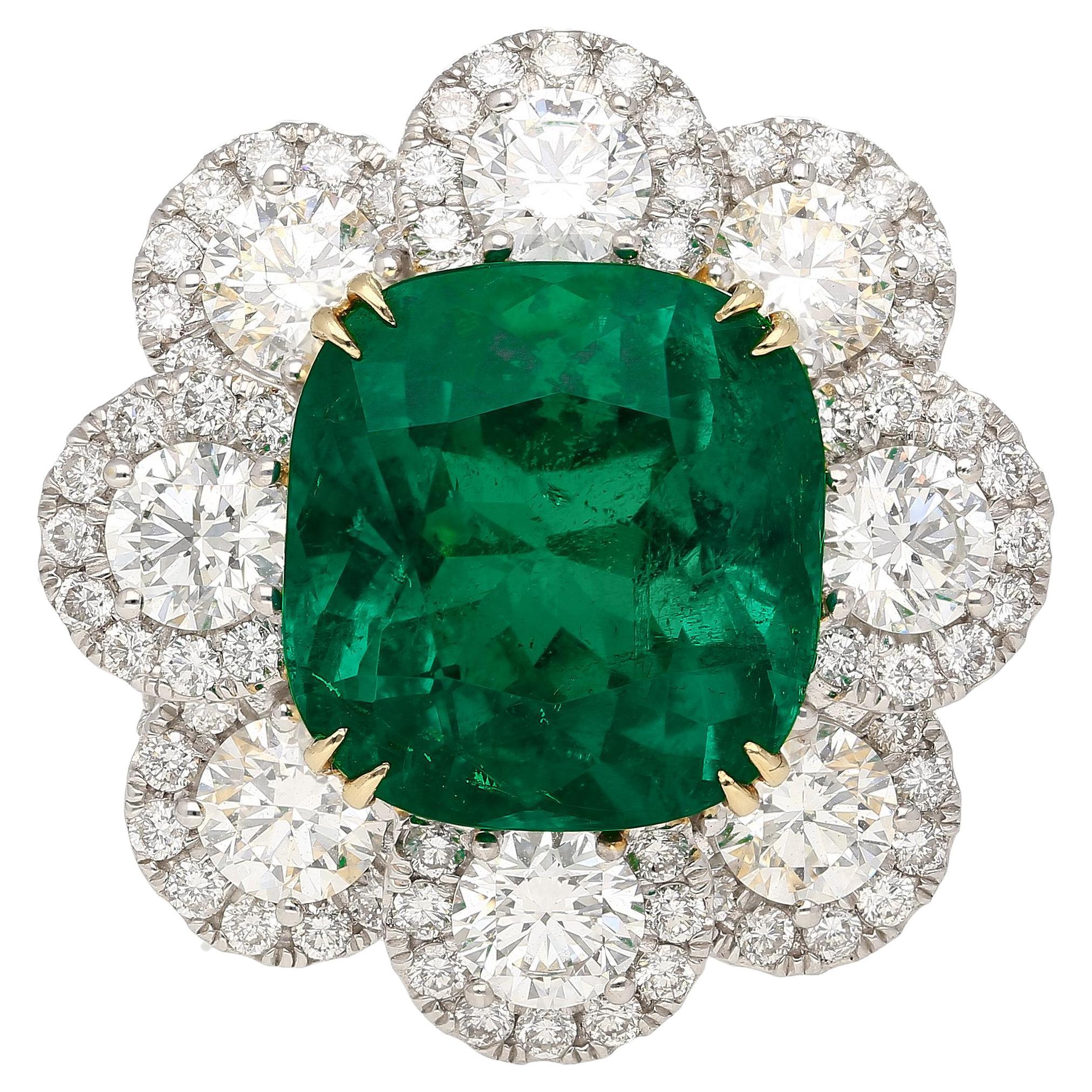 7.60 Carat Colombian Emerald GRS Certified Cushion Cut Minor Oil Diamond 18 Ring