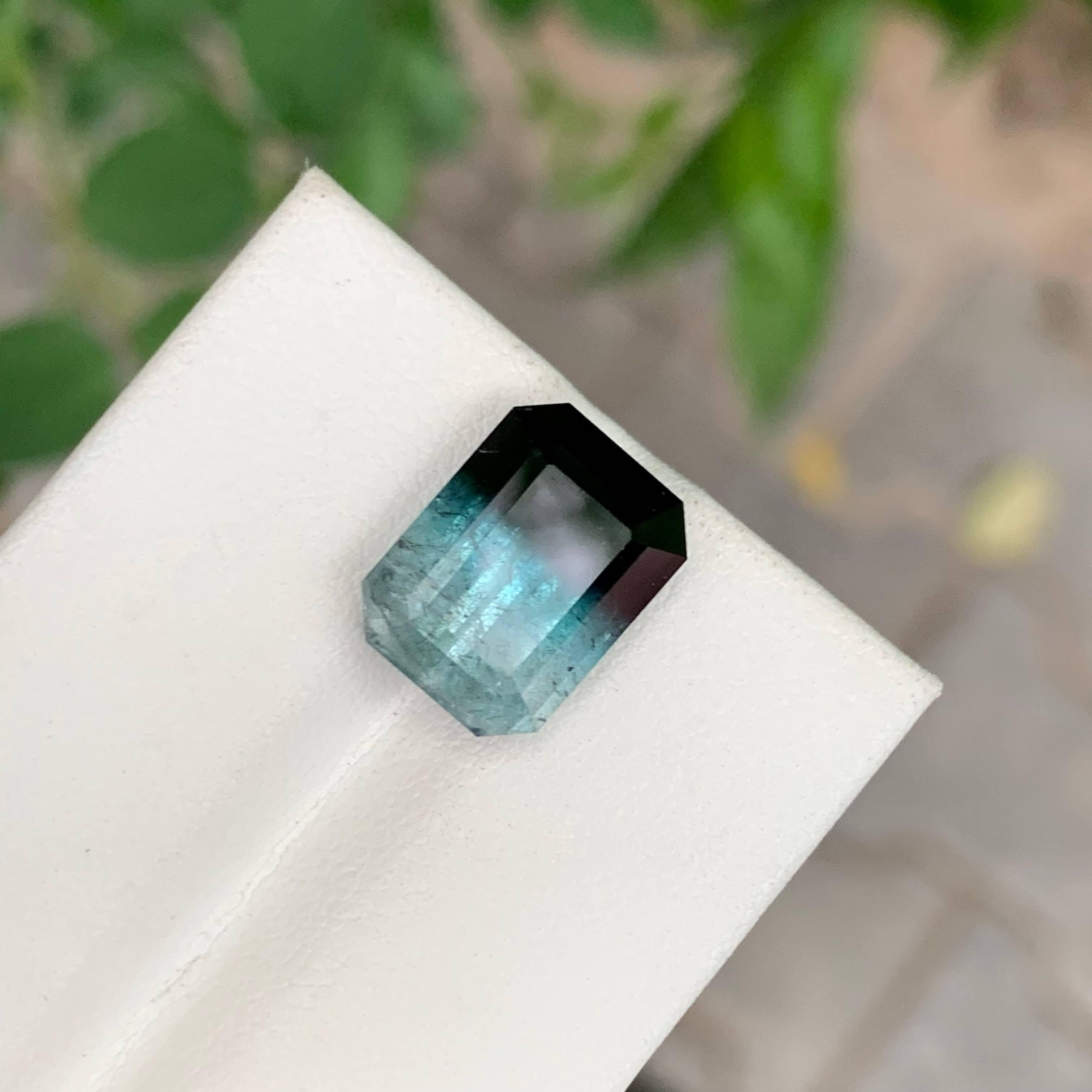 7.60 Carat Natural Loose Bi Color Tourmaline Stone Emerald Cut Afghan Gemstone In New Condition For Sale In Bangkok, TH
