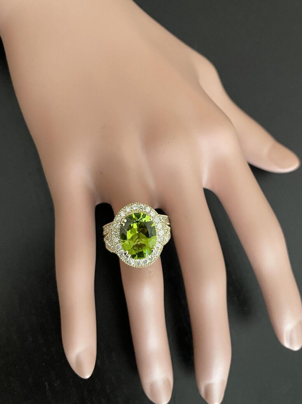 7.60 Carats Impressive Natural Peridot and Diamond 14K Yellow Gold Ring For Sale 3