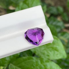 7.60 carats Royal Purple Amethyst Trilliant Cut Natural Brazilian Gemstone