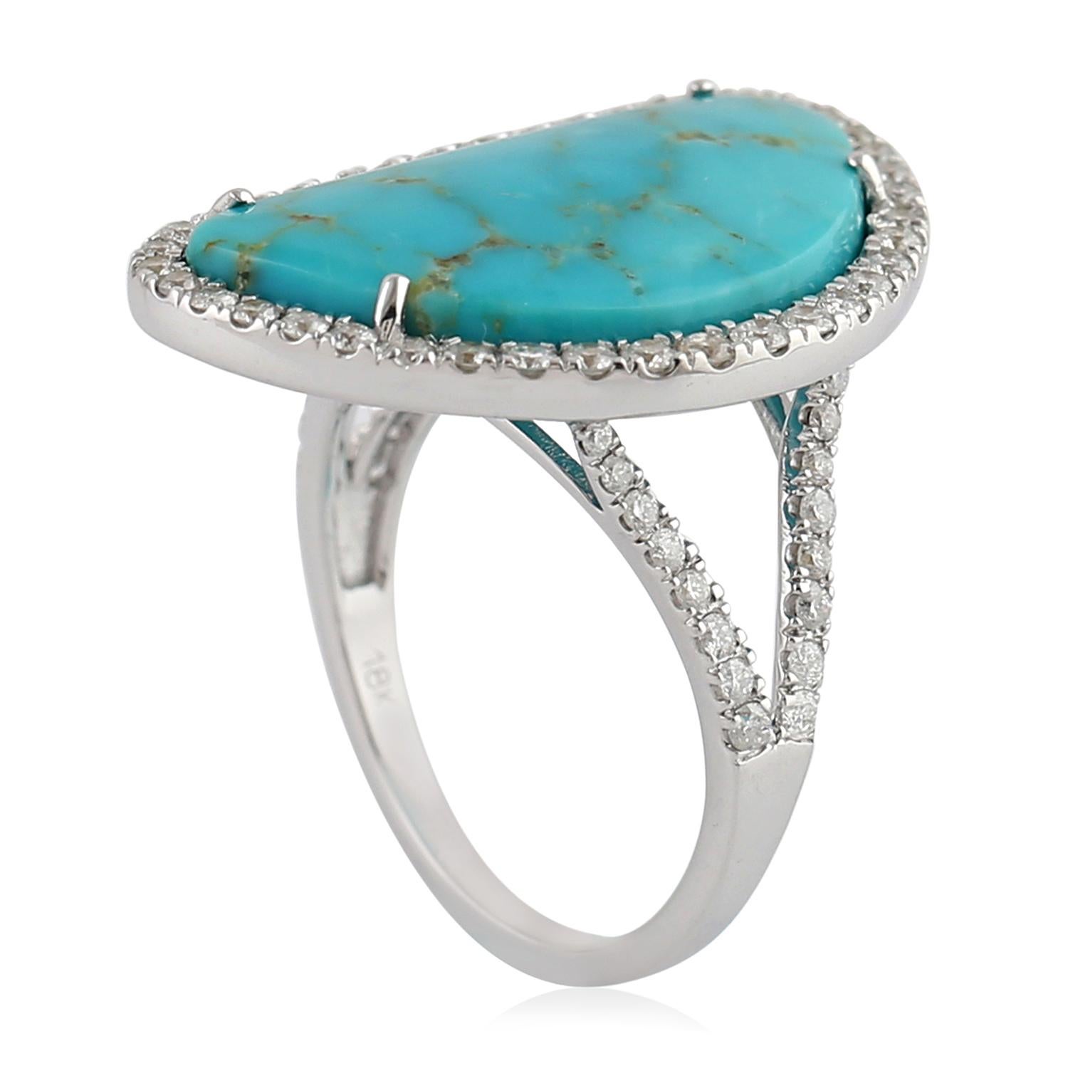 Mixed Cut 7.60ct Natural Turquoise Cocktail Ring With Diamonds Made In 18k White Gold For Sale
