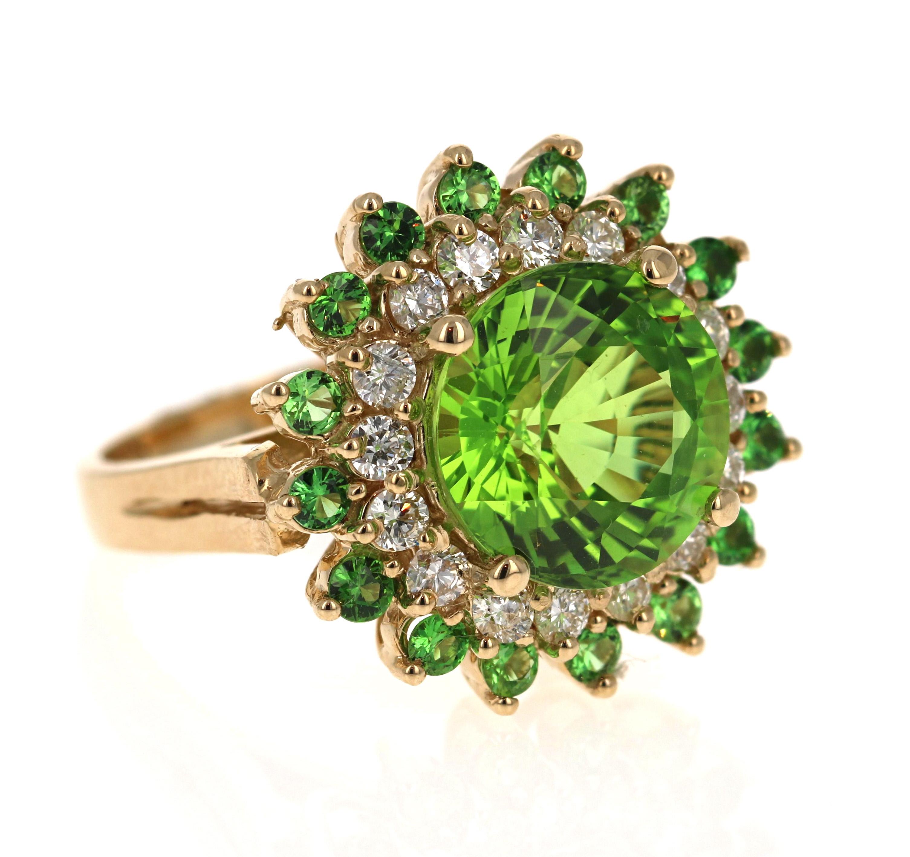 7,63 Karat Peridot Tsavorit Diamant Gelbgold Cocktail-Ring (Zeitgenössisch)
