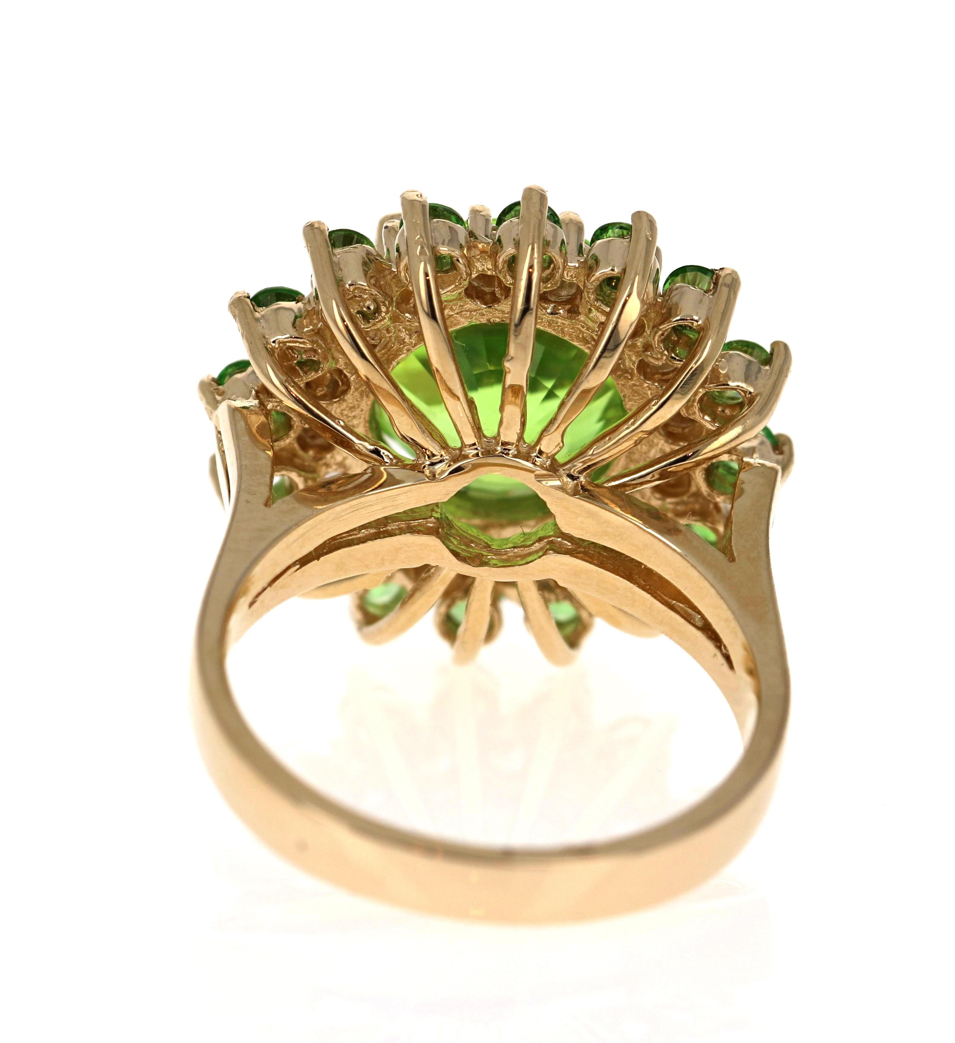 7,63 Karat Peridot Tsavorit Diamant Gelbgold Cocktail-Ring (Rundschliff)