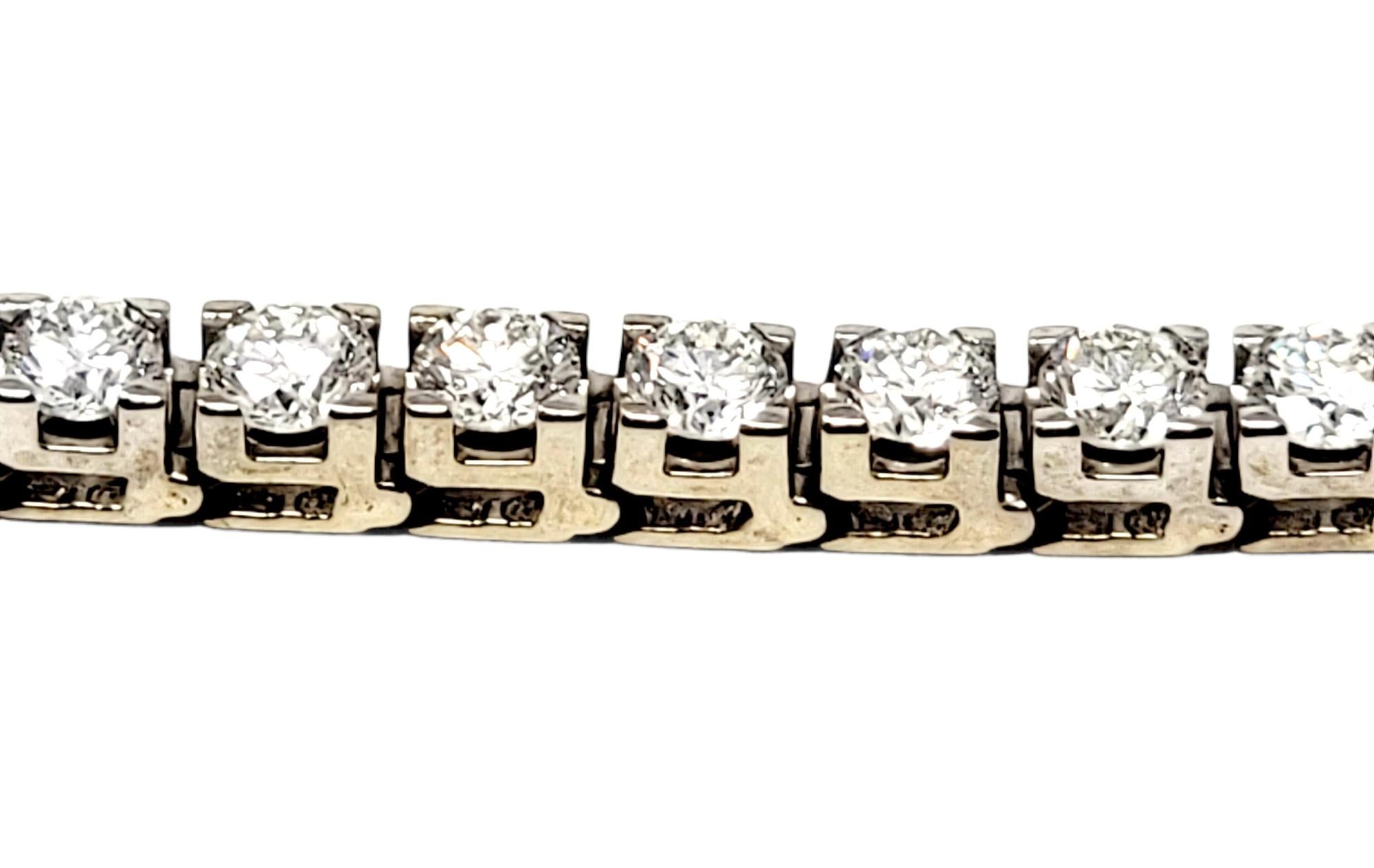 Round Cut 7.63 Carats Total Round Brilliant Diamond Tennis Bracelet in 14 Karat White Gold For Sale