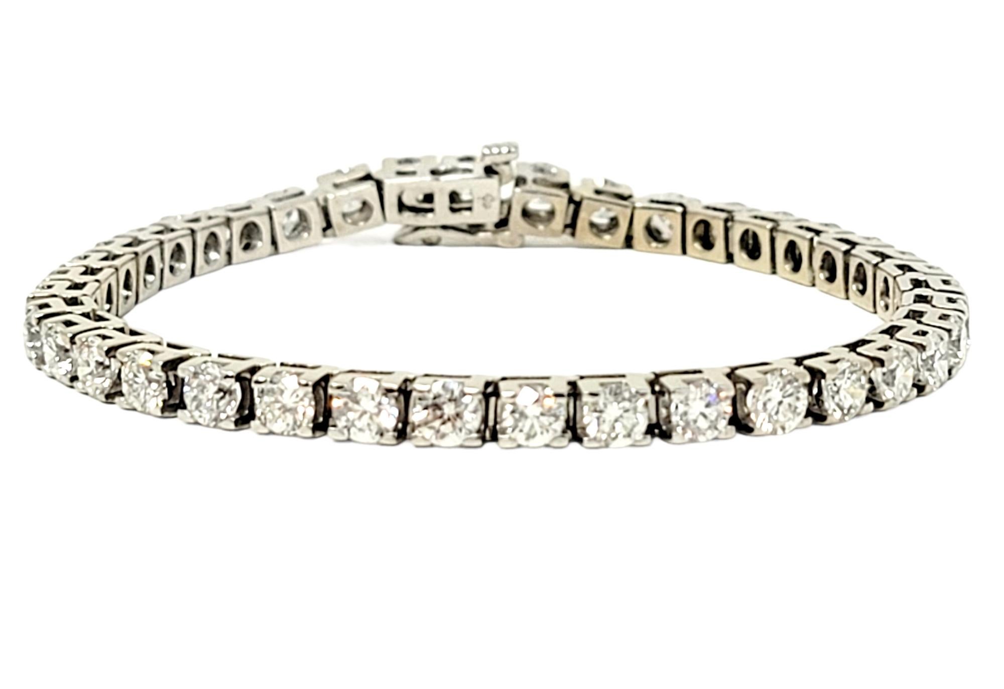 7.63 Carats Total Round Brilliant Diamond Tennis Bracelet in 14 Karat White Gold In Good Condition For Sale In Scottsdale, AZ