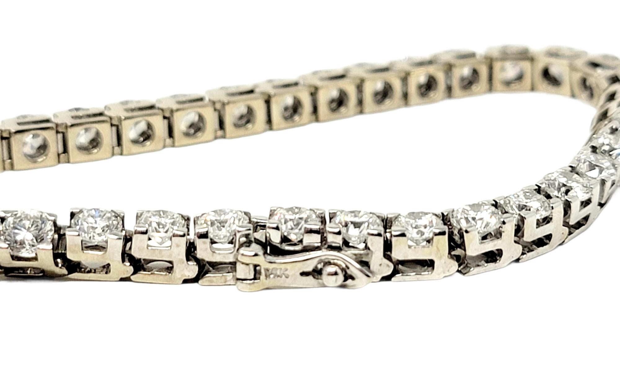 7.63 Carats Total Round Brilliant Diamond Tennis Bracelet in 14 Karat White Gold For Sale 1