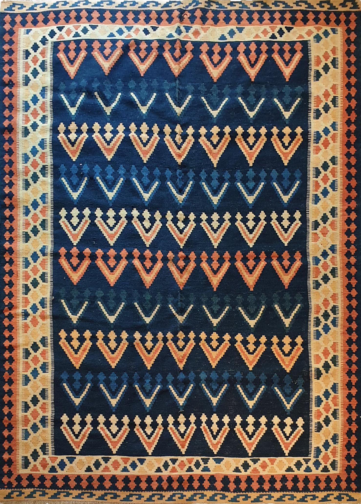 763 - Orientalischer Kelim:: 20. Jahrhundert im Angebot 3