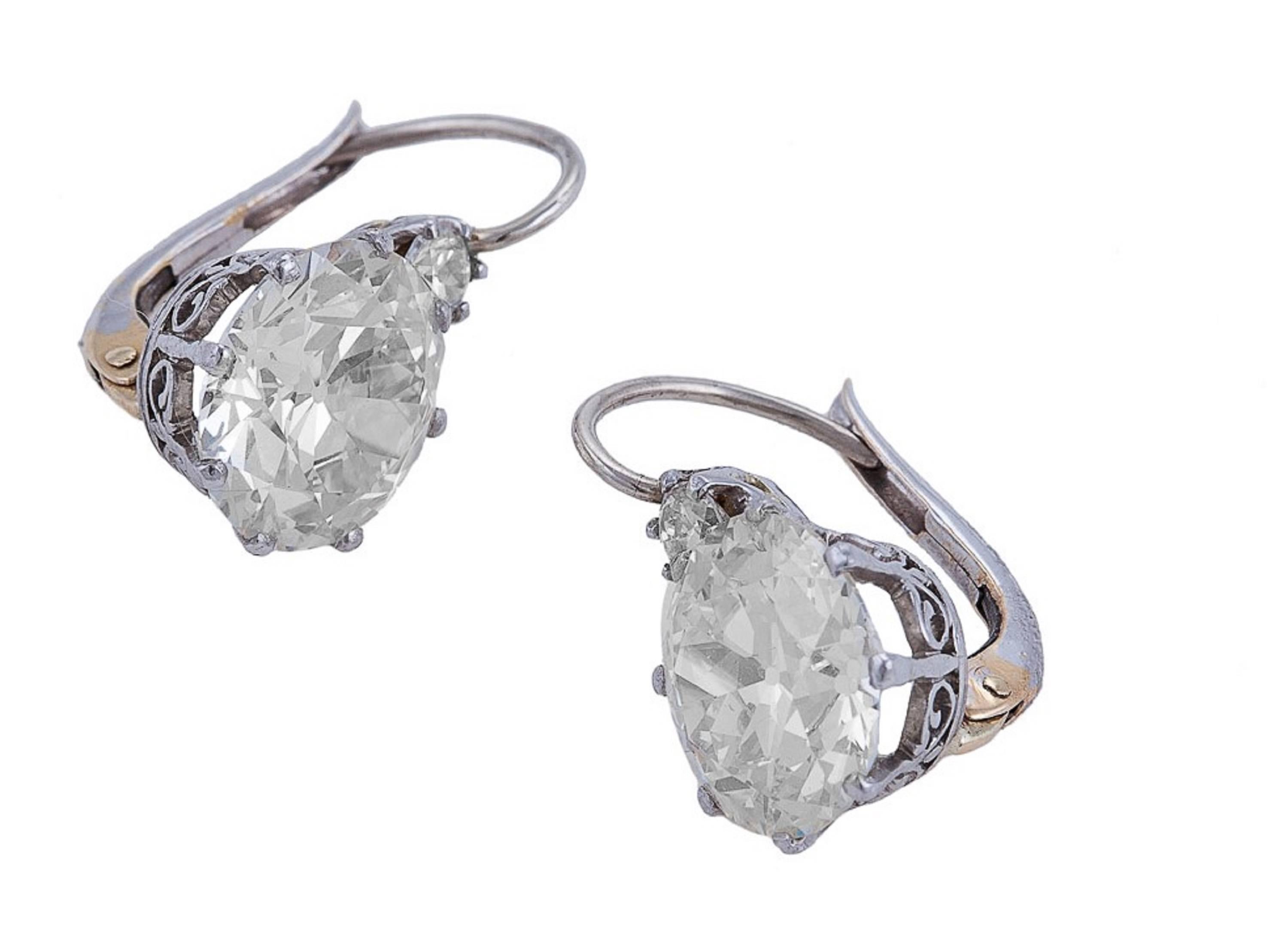 Art Deco 7.64 Carat Diamond Platinum Two-Stone Earrings For Sale