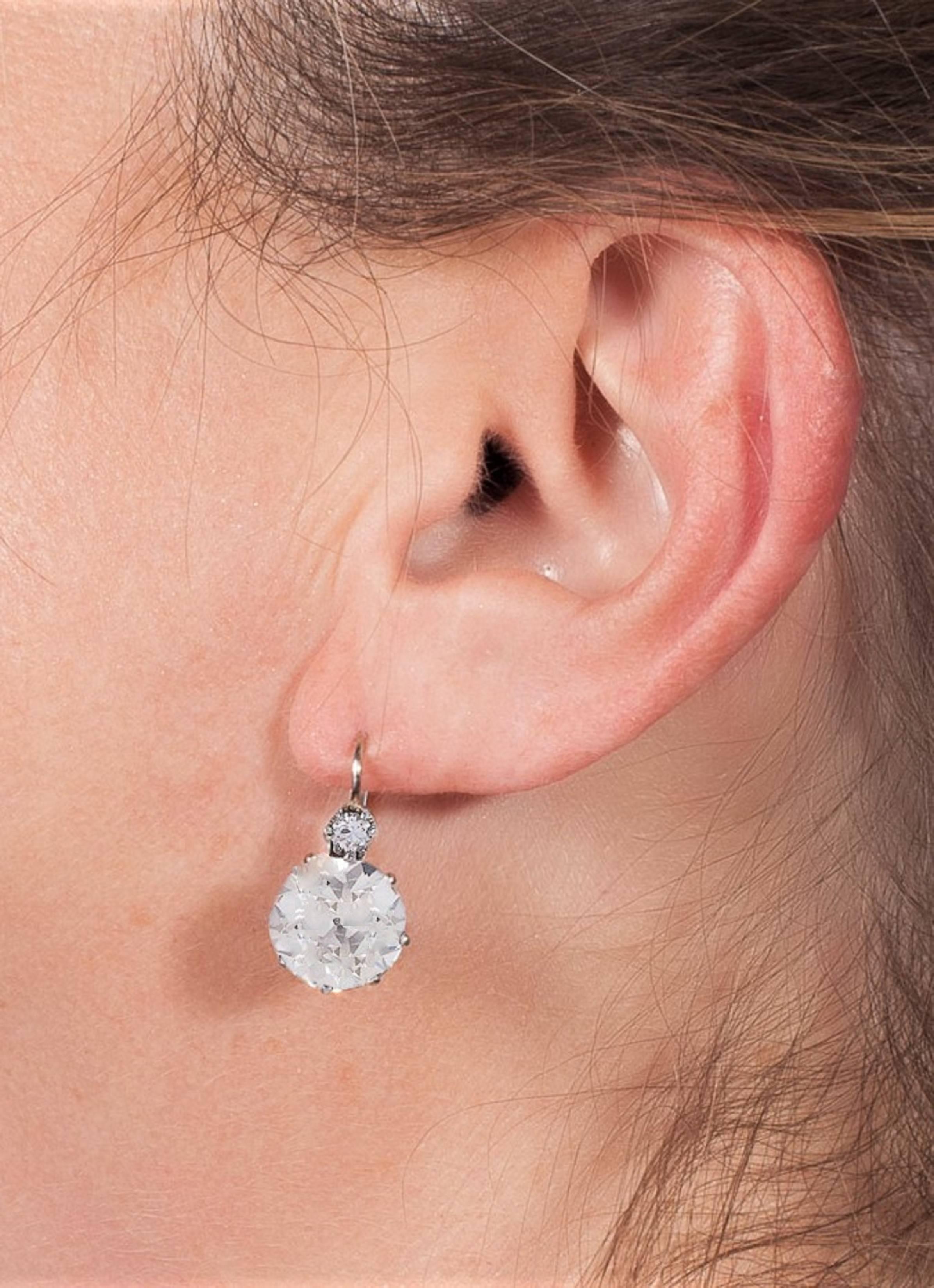 7.64 Carat Diamond Platinum Two-Stone Earrings In Excellent Condition For Sale In Calabasas, CA