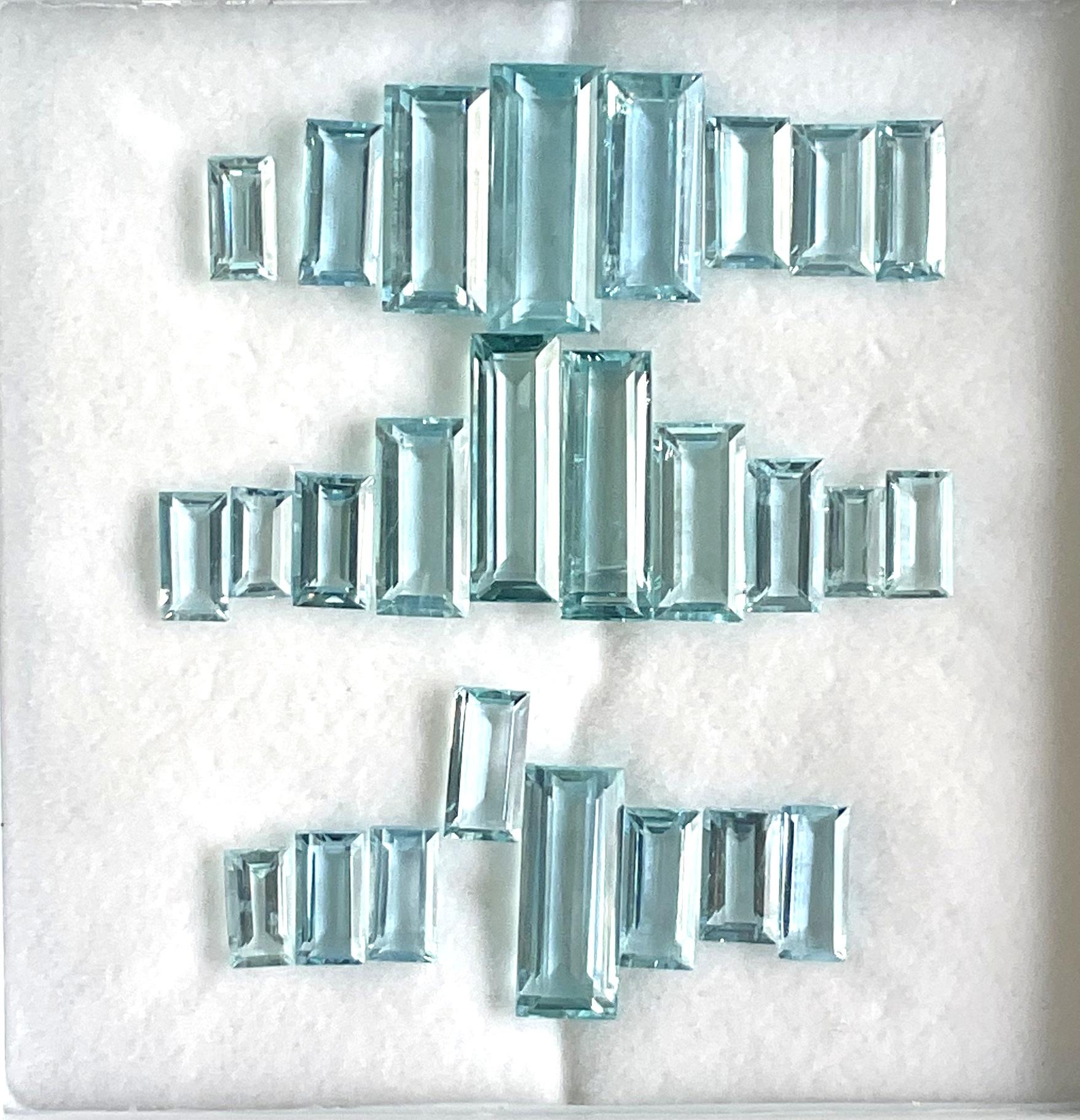 Art Deco 76.46 Carats Aquamarine Top Quality Baguette Cut Stone For Jewelry Natural Gem For Sale