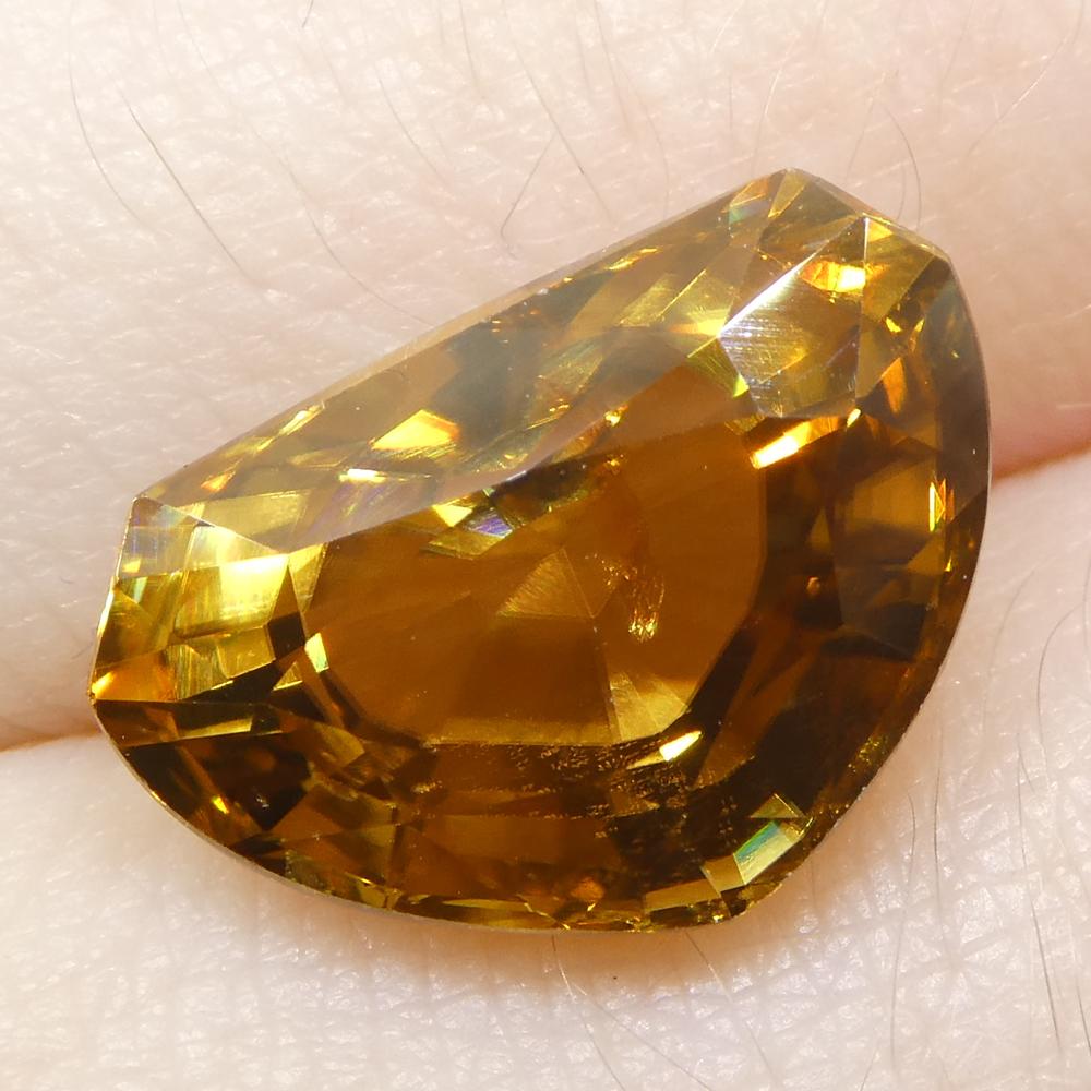 7.64ct Natural Earth Mined Half Moon Fancy Cut Orange Zircon from Sri Lanka en vente 7