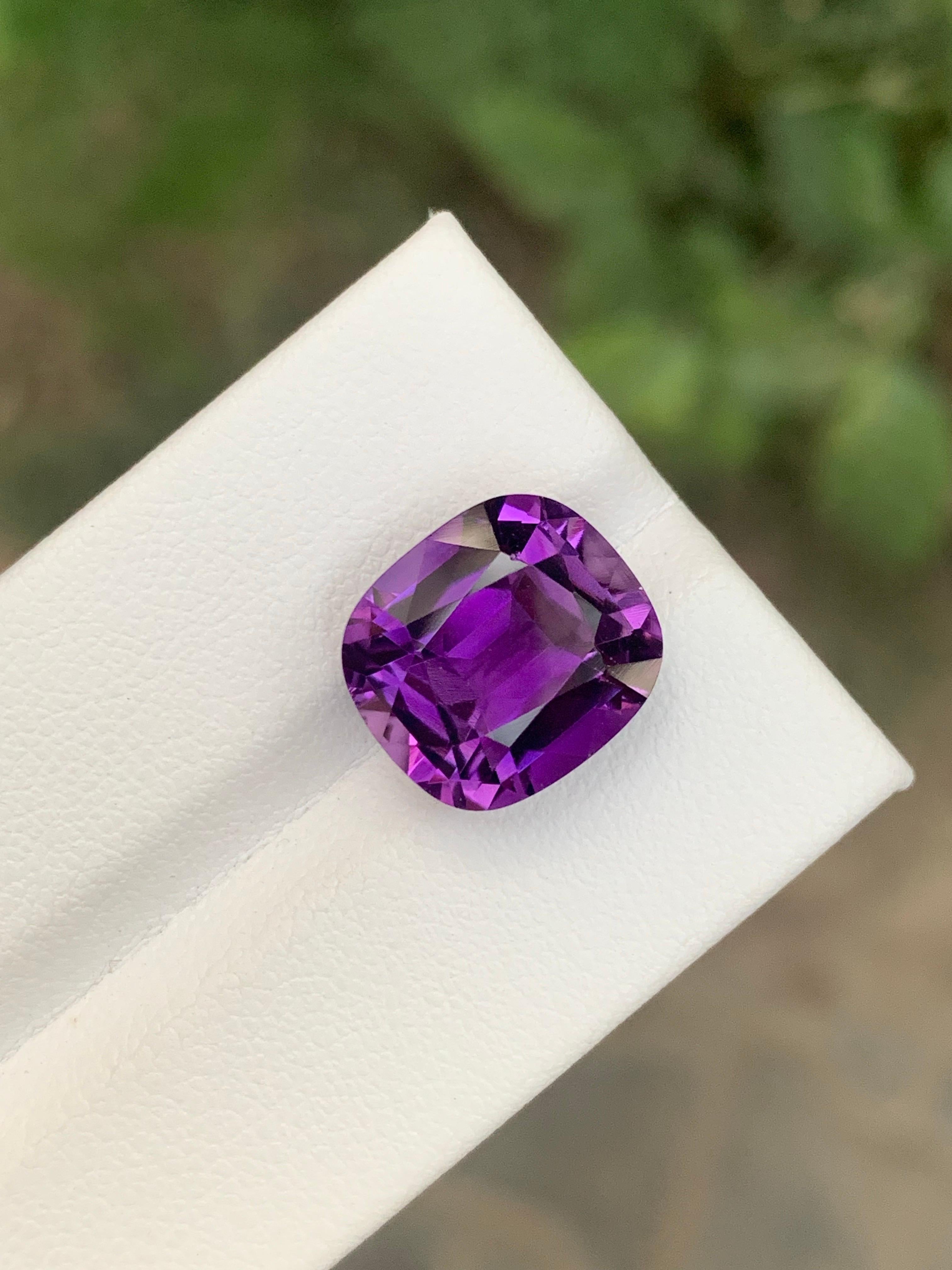 Ametista naturale sfusa da 7,65 carati con taglio a cuscino proveniente dal Brasile in vendita 4