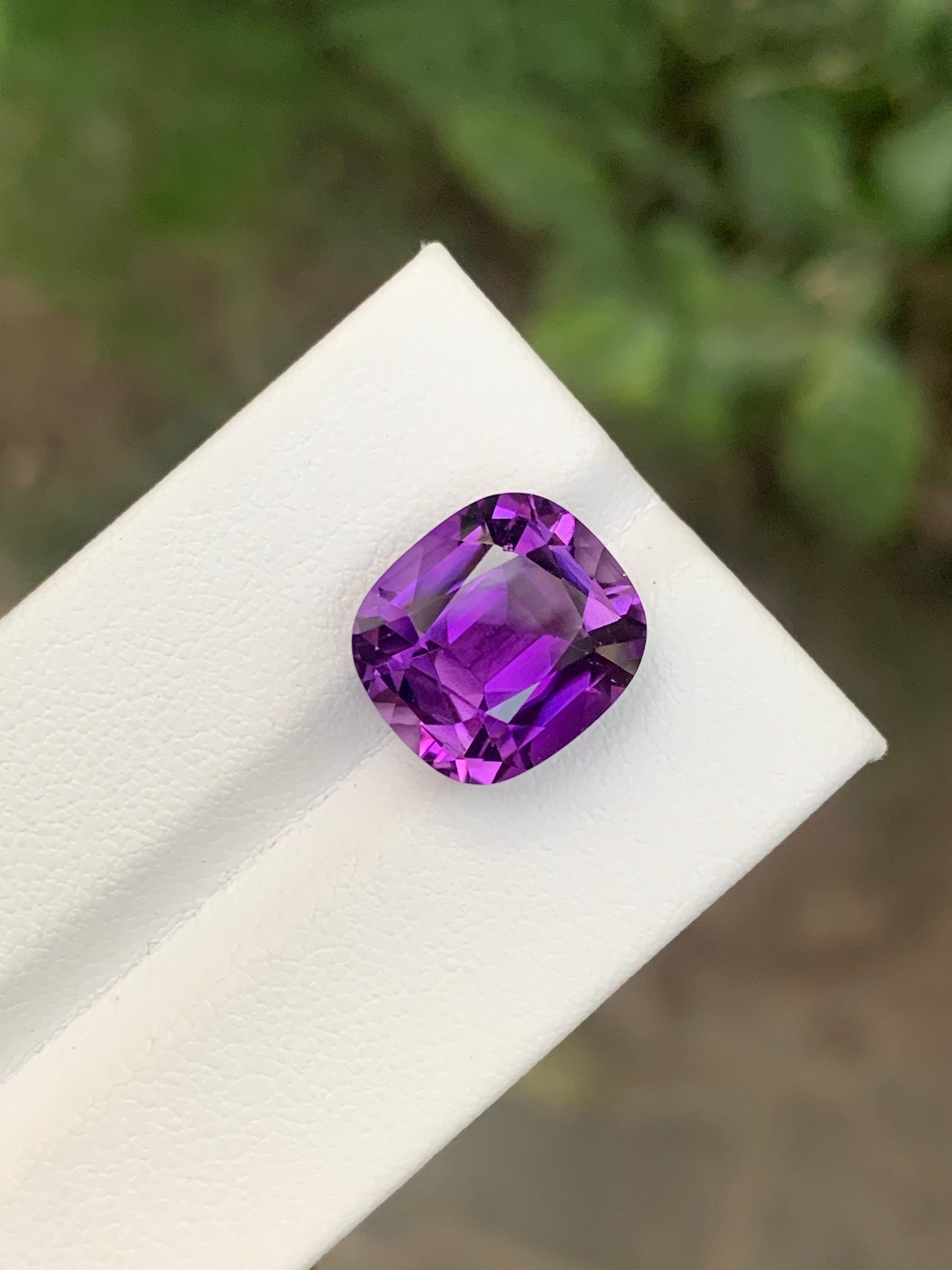 Ametista naturale sfusa da 7,65 carati con taglio a cuscino proveniente dal Brasile in vendita 1