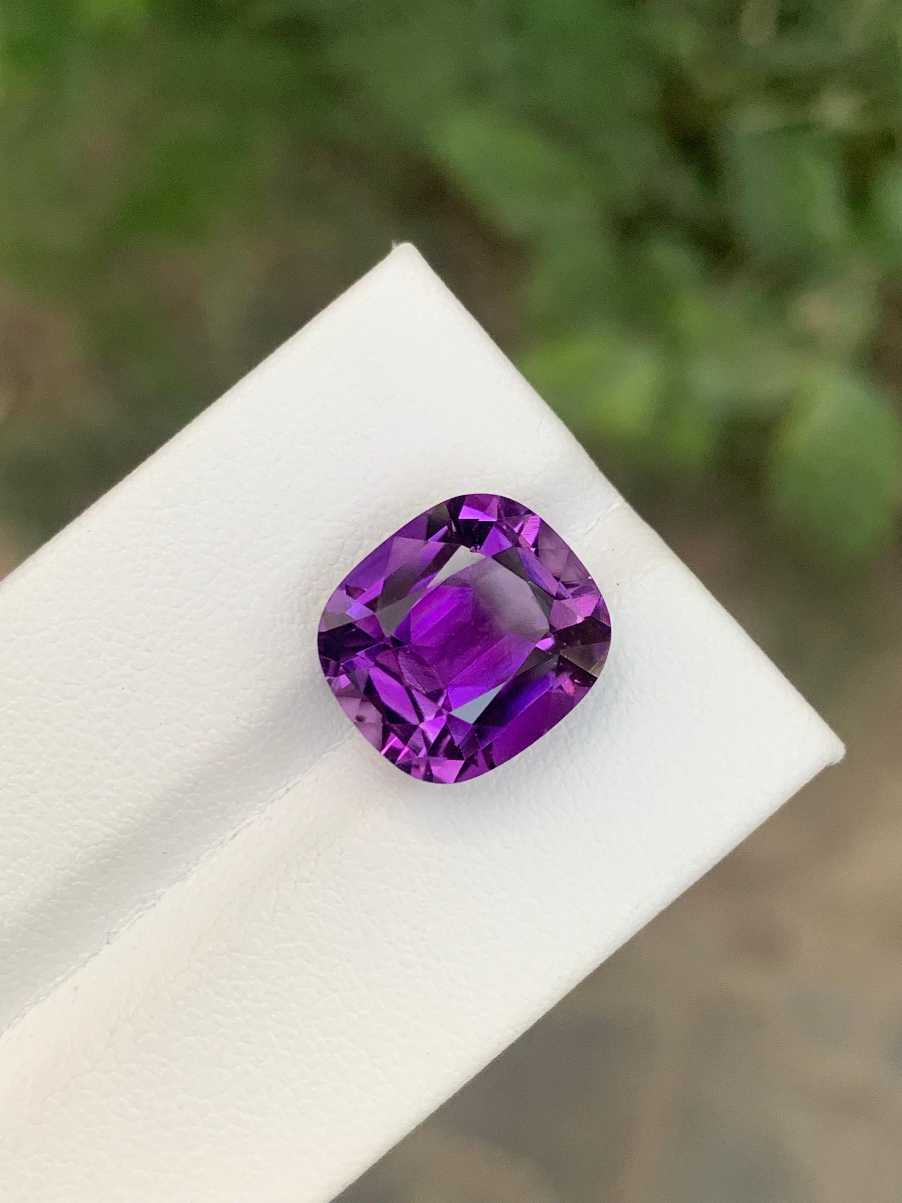 Ametista naturale sfusa da 7,65 carati con taglio a cuscino proveniente dal Brasile in vendita 3