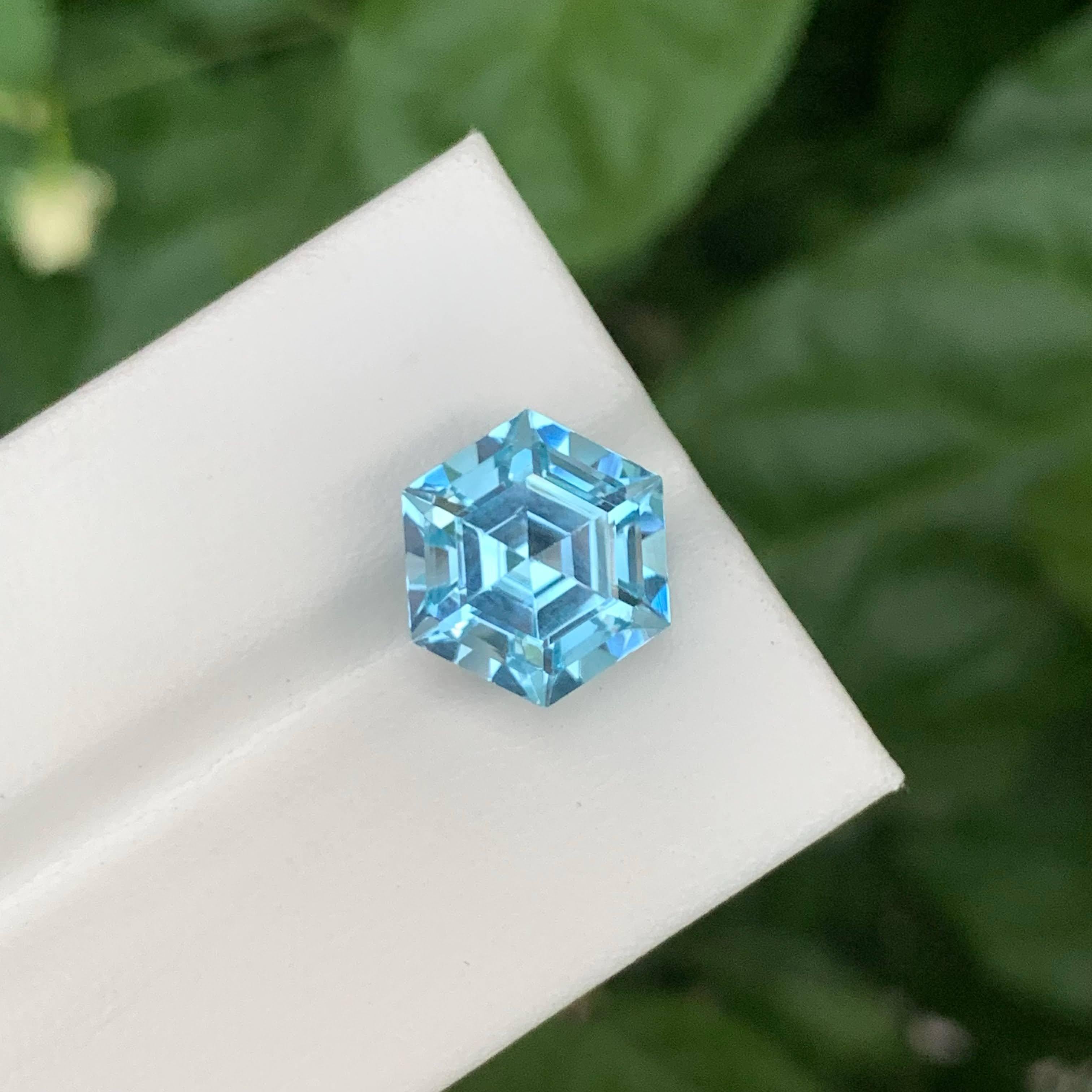 7,65 Karat Natürlicher Loser Atemberaubender Blauer Topas Stein Fancy Cut Madagaskars Edelstein im Zustand „Neu“ im Angebot in Bangkok, TH