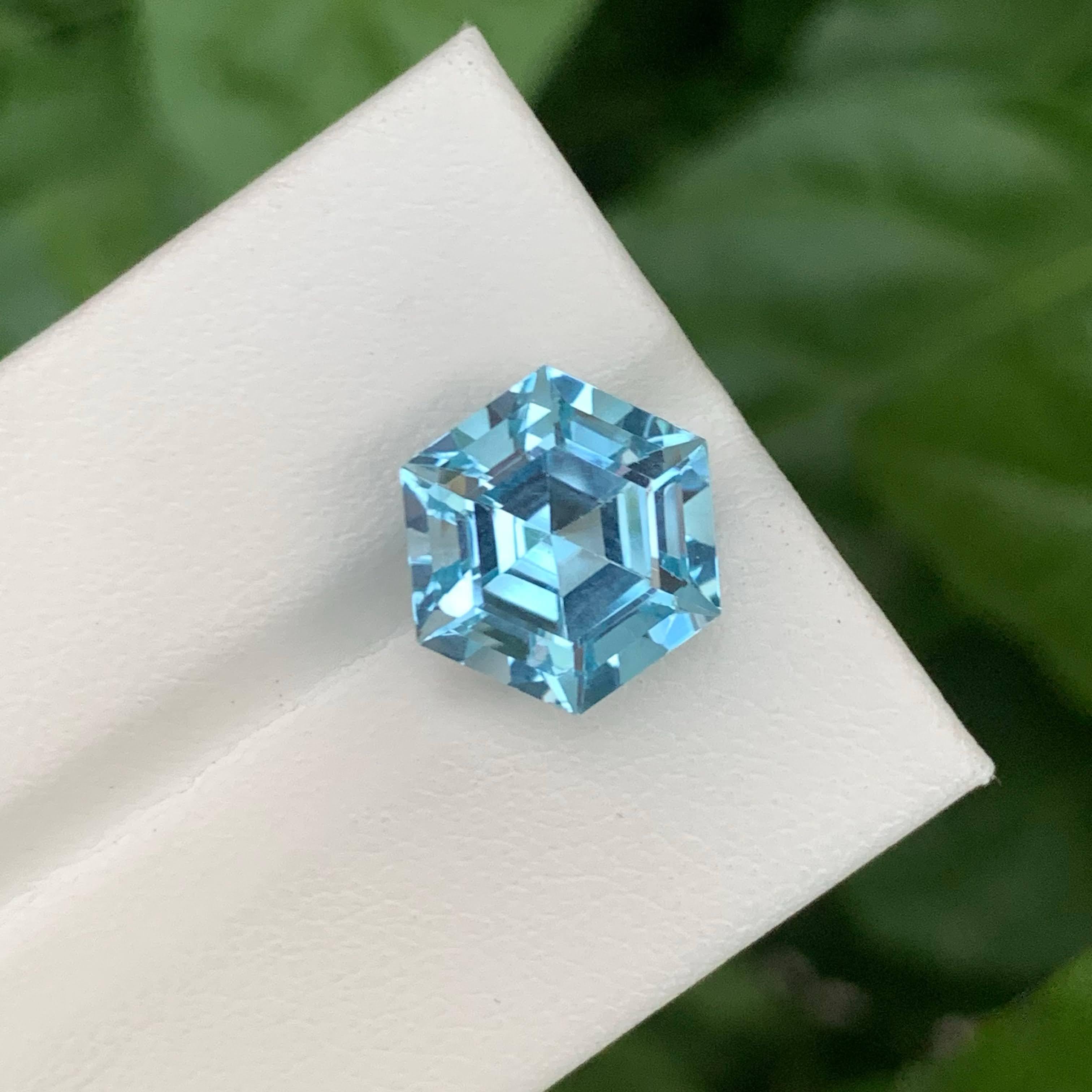 7,65 Karat Natürlicher Loser Atemberaubender Blauer Topas Stein Fancy Cut Madagaskars Edelstein im Angebot 3