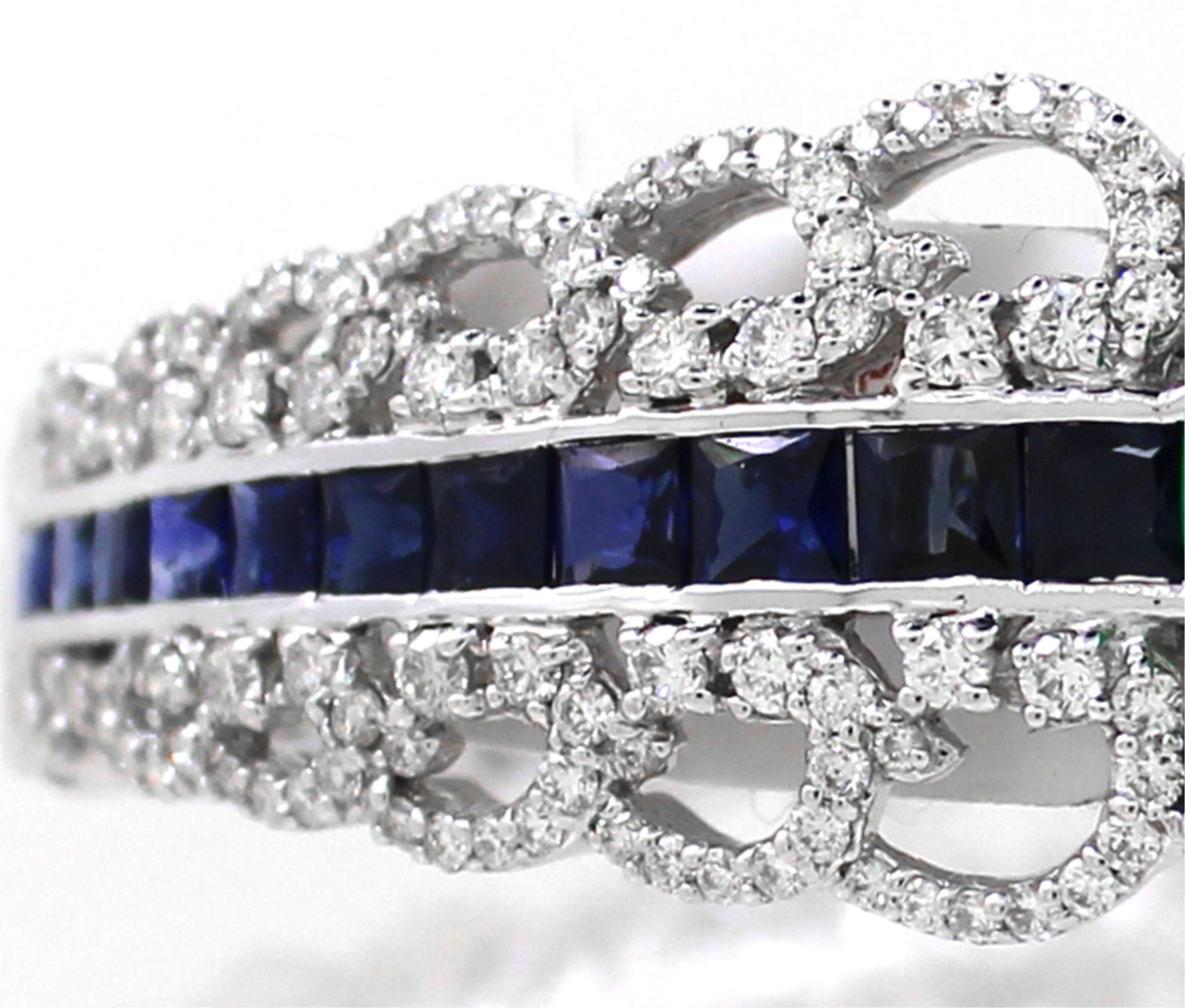 Esta impresionante pulsera moderna es una lujosa mezcla de colores vibrantes y exquisita artesanía, diseñada para hacer una declaración audaz. En su centro, una esmeralda ovalada de 7,65 quilates atrae las miradas con su rica tonalidad verde.