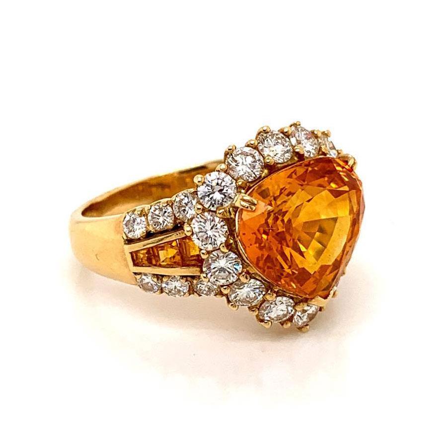 7.66 Carat Orange Sapphire Diamond Gold Ring In New Condition For Sale In Beverly Hills, CA