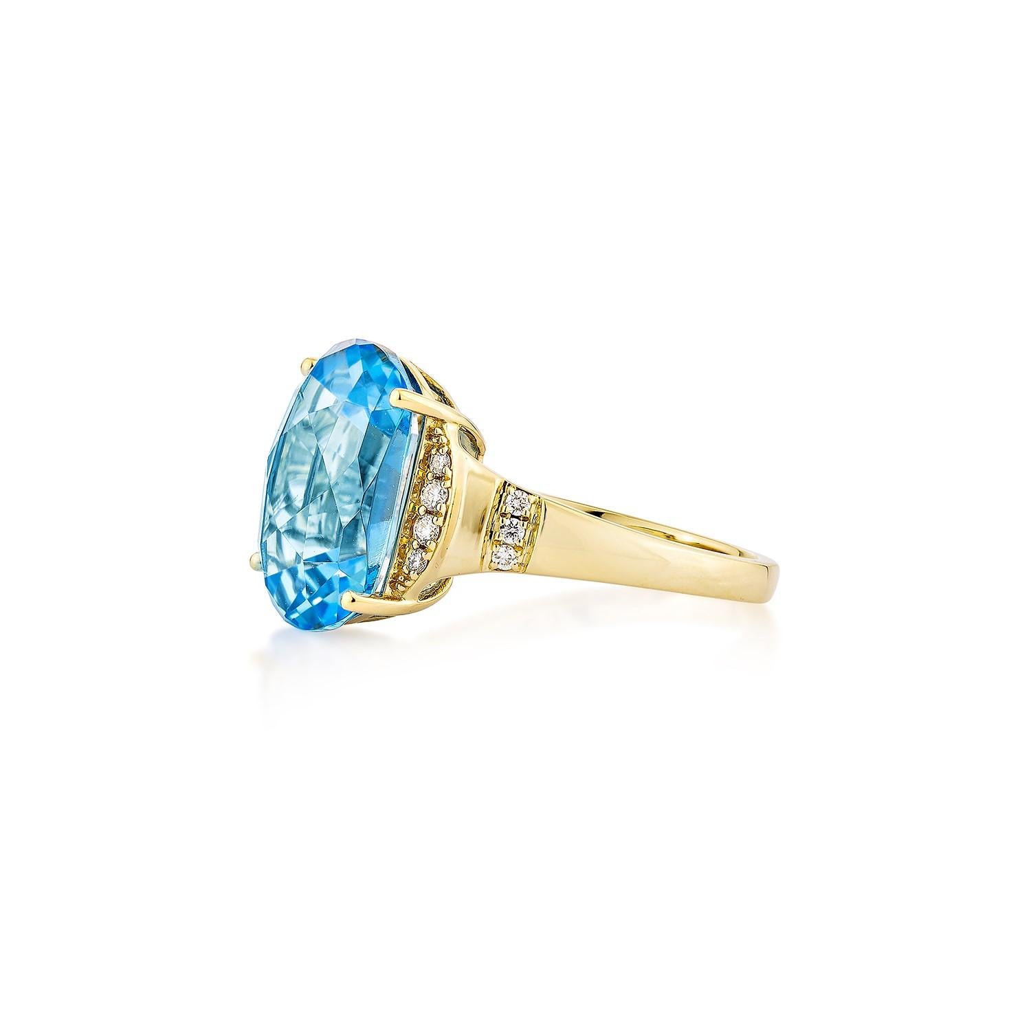 Oval Cut 7.66 Carat Swiss Blue Topaz Fancy Ring in 18Karat Yellow Gold with Diamond. For Sale
