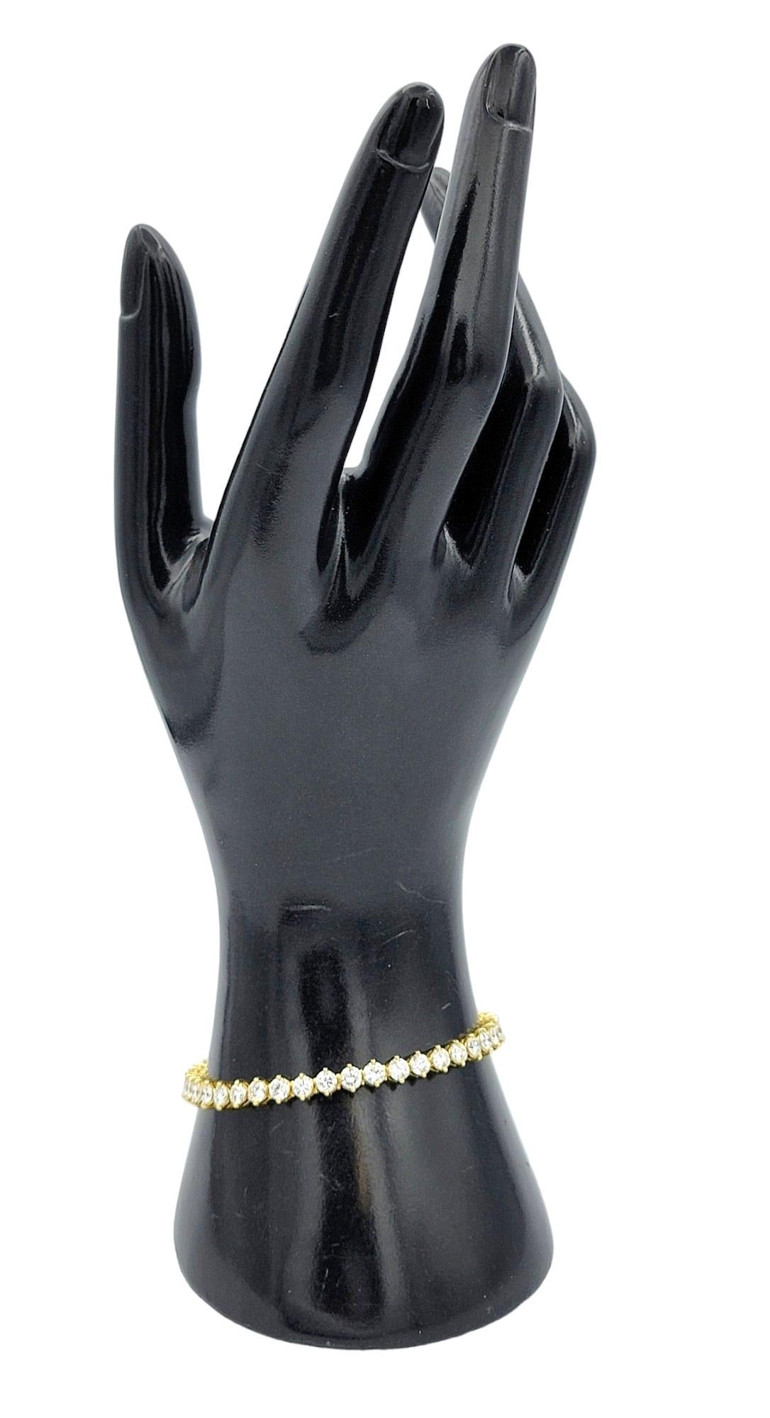 7.66 Carat Total Round Diamond Tennis Bracelet Set in 18 Karat Yellow Gold For Sale 5